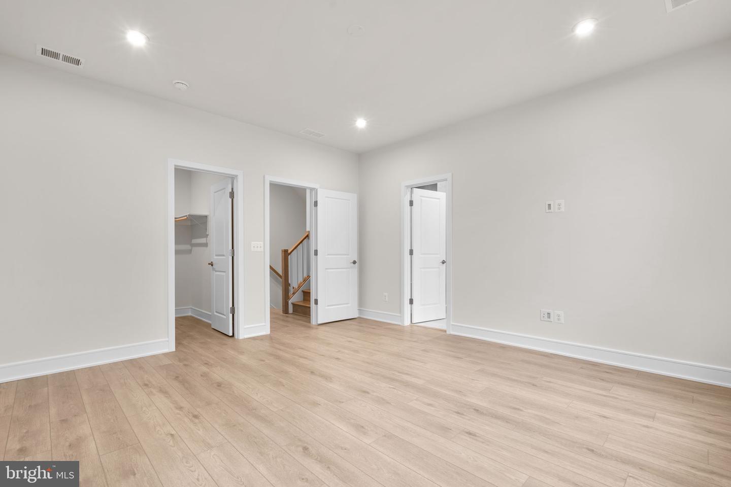 23019 BLUE EAGLE TER, ASHBURN, Virginia 20148, 3 Bedrooms Bedrooms, ,3 BathroomsBathrooms,Residential,For sale,23019 BLUE EAGLE TER,VALO2112486 MLS # VALO2112486