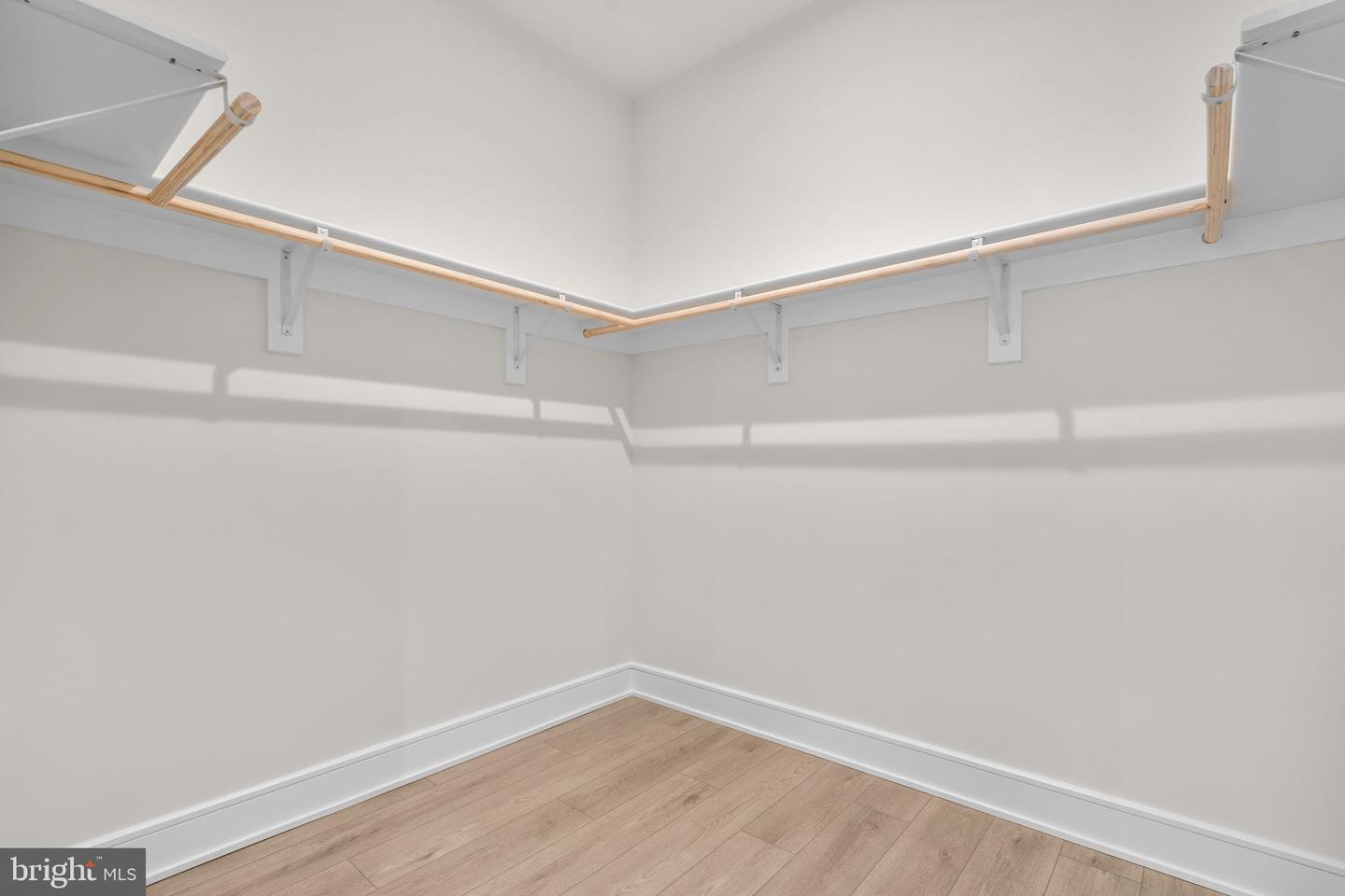 23019 BLUE EAGLE TER, ASHBURN, Virginia 20148, 3 Bedrooms Bedrooms, ,3 BathroomsBathrooms,Residential,For sale,23019 BLUE EAGLE TER,VALO2112486 MLS # VALO2112486