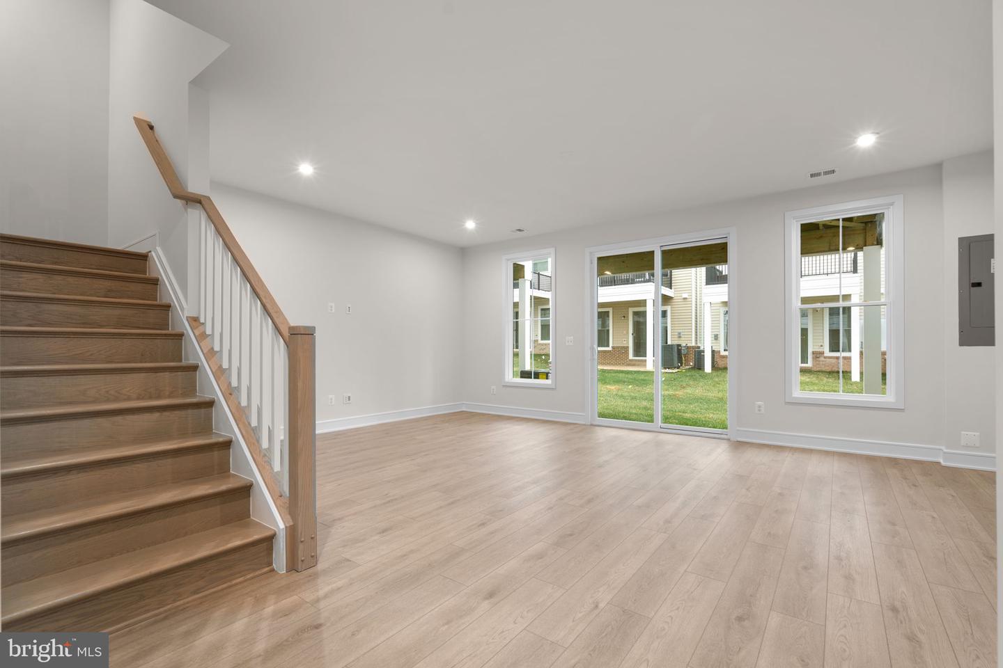 23019 BLUE EAGLE TER, ASHBURN, Virginia 20148, 3 Bedrooms Bedrooms, ,3 BathroomsBathrooms,Residential,For sale,23019 BLUE EAGLE TER,VALO2112486 MLS # VALO2112486