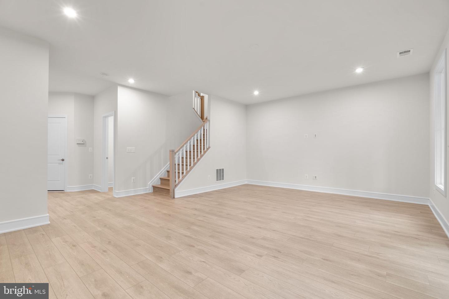 23019 BLUE EAGLE TER, ASHBURN, Virginia 20148, 3 Bedrooms Bedrooms, ,3 BathroomsBathrooms,Residential,For sale,23019 BLUE EAGLE TER,VALO2112486 MLS # VALO2112486