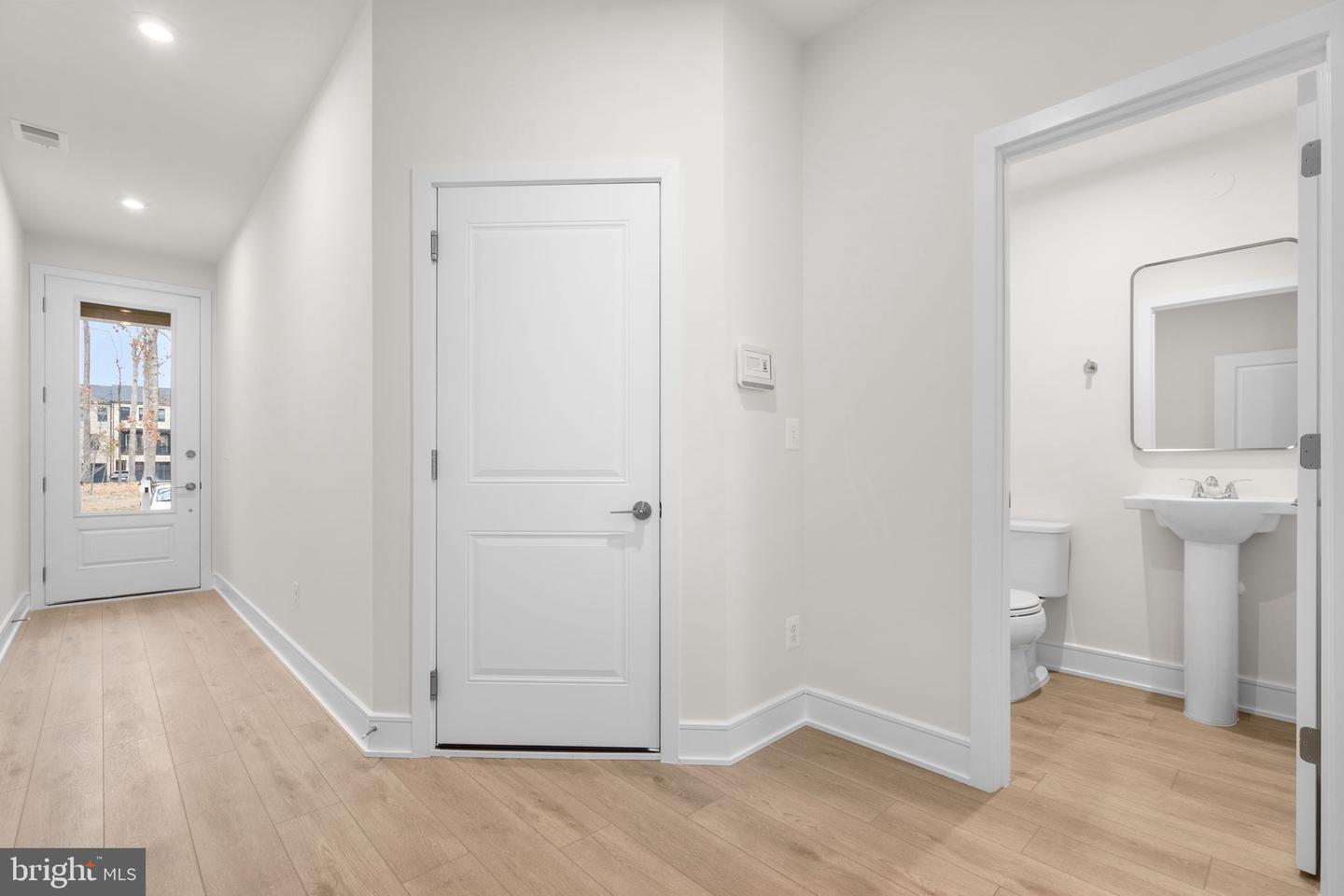 23019 BLUE EAGLE TER, ASHBURN, Virginia 20148, 3 Bedrooms Bedrooms, ,3 BathroomsBathrooms,Residential,For sale,23019 BLUE EAGLE TER,VALO2112486 MLS # VALO2112486