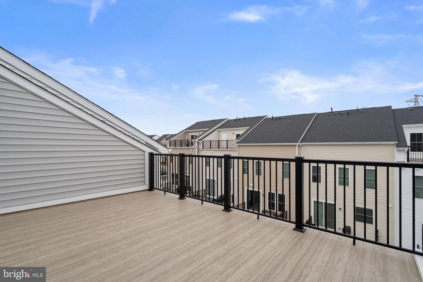 23019 BLUE EAGLE TER, ASHBURN, Virginia 20148, 3 Bedrooms Bedrooms, ,3 BathroomsBathrooms,Residential,For sale,23019 BLUE EAGLE TER,VALO2112486 MLS # VALO2112486