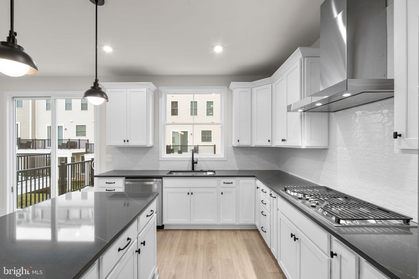 23019 BLUE EAGLE TER, ASHBURN, Virginia 20148, 3 Bedrooms Bedrooms, ,3 BathroomsBathrooms,Residential,For sale,23019 BLUE EAGLE TER,VALO2112486 MLS # VALO2112486