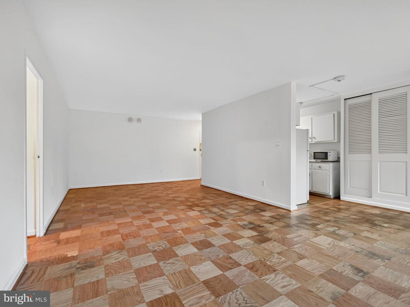 4600 CONNECTICUT AVE NW #223, WASHINGTON, District Of Columbia 20008, 3 Bedrooms Bedrooms, ,2 BathroomsBathrooms,Residential,For sale,4600 CONNECTICUT AVE NW #223,DCDC2235256 MLS # DCDC2235256 4600 CONNECTICUT AVE NW #223, WASHINGTON, District Of Columbia 20008, 3 Bedrooms Bedrooms, ,2 BathroomsBathrooms,Residential,For sale,4600 CONNECTICUT AVE NW #223,DCDC2235256 MLS # DCDC2235256