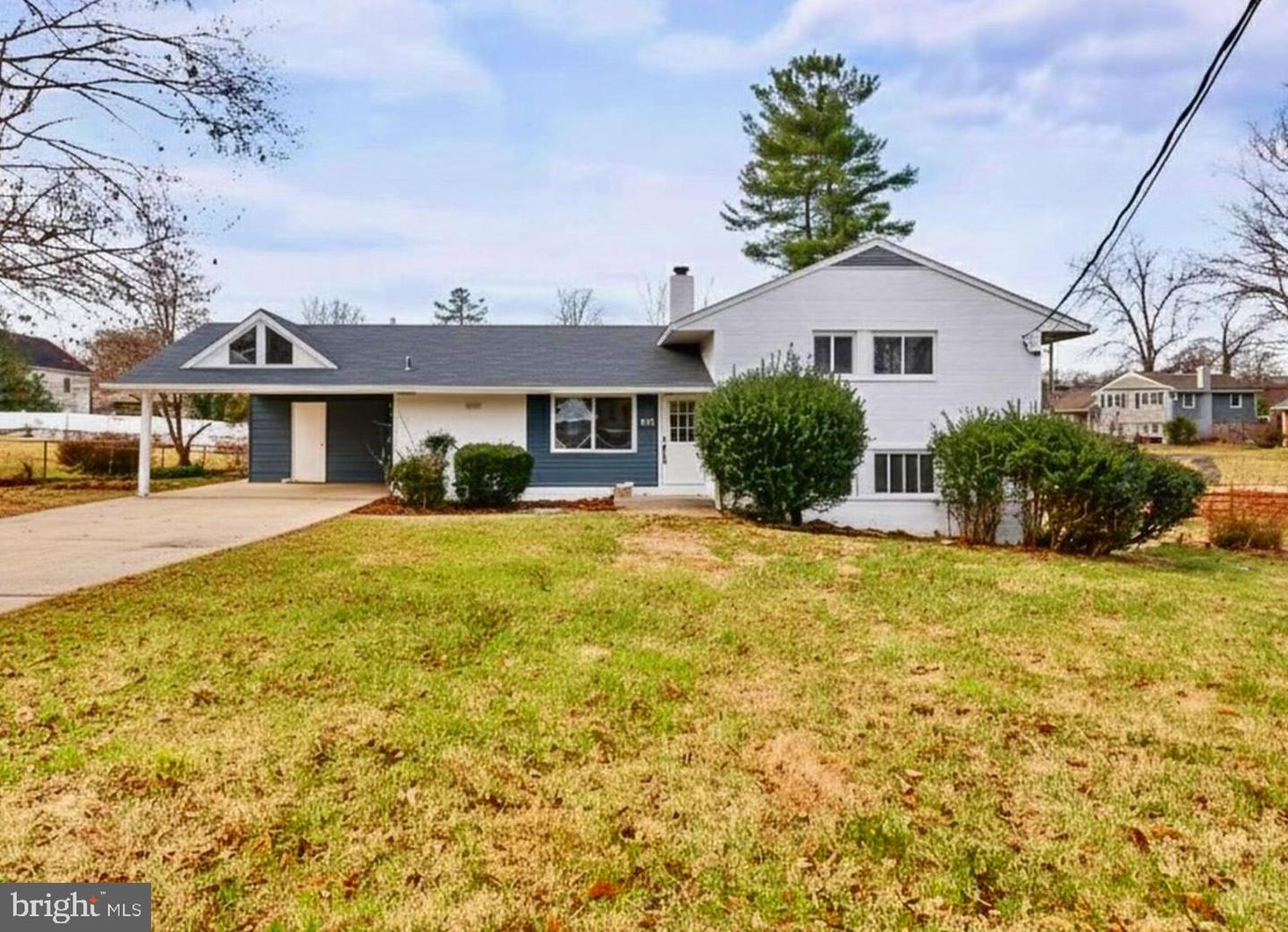 5401 FERNDALE ST, SPRINGFIELD, Virginia 22151, 4 Bedrooms Bedrooms, ,2 BathroomsBathrooms,Residential,For sale,5401 FERNDALE ST,VAFX2282776 MLS # VAFX2282776 5401 FERNDALE ST, SPRINGFIELD, Virginia 22151, 4 Bedrooms Bedrooms, ,2 BathroomsBathrooms,Residential,For sale,5401 FERNDALE ST,VAFX2282776 MLS # VAFX2282776