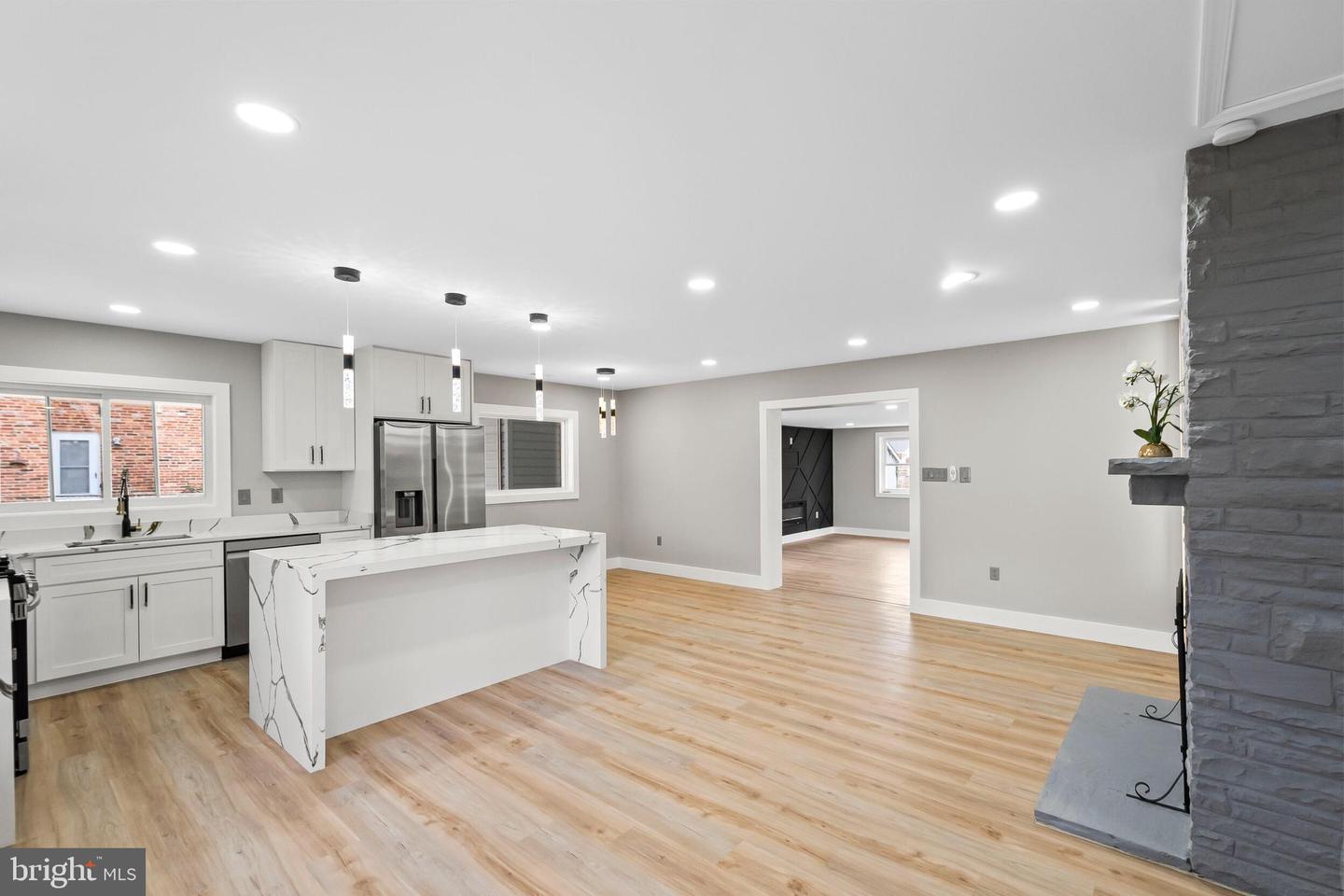 5401 FERNDALE ST, SPRINGFIELD, Virginia 22151, 4 Bedrooms Bedrooms, ,2 BathroomsBathrooms,Residential,For sale,5401 FERNDALE ST,VAFX2282776 MLS # VAFX2282776 5401 FERNDALE ST, SPRINGFIELD, Virginia 22151, 4 Bedrooms Bedrooms, ,2 BathroomsBathrooms,Residential,For sale,5401 FERNDALE ST,VAFX2282776 MLS # VAFX2282776