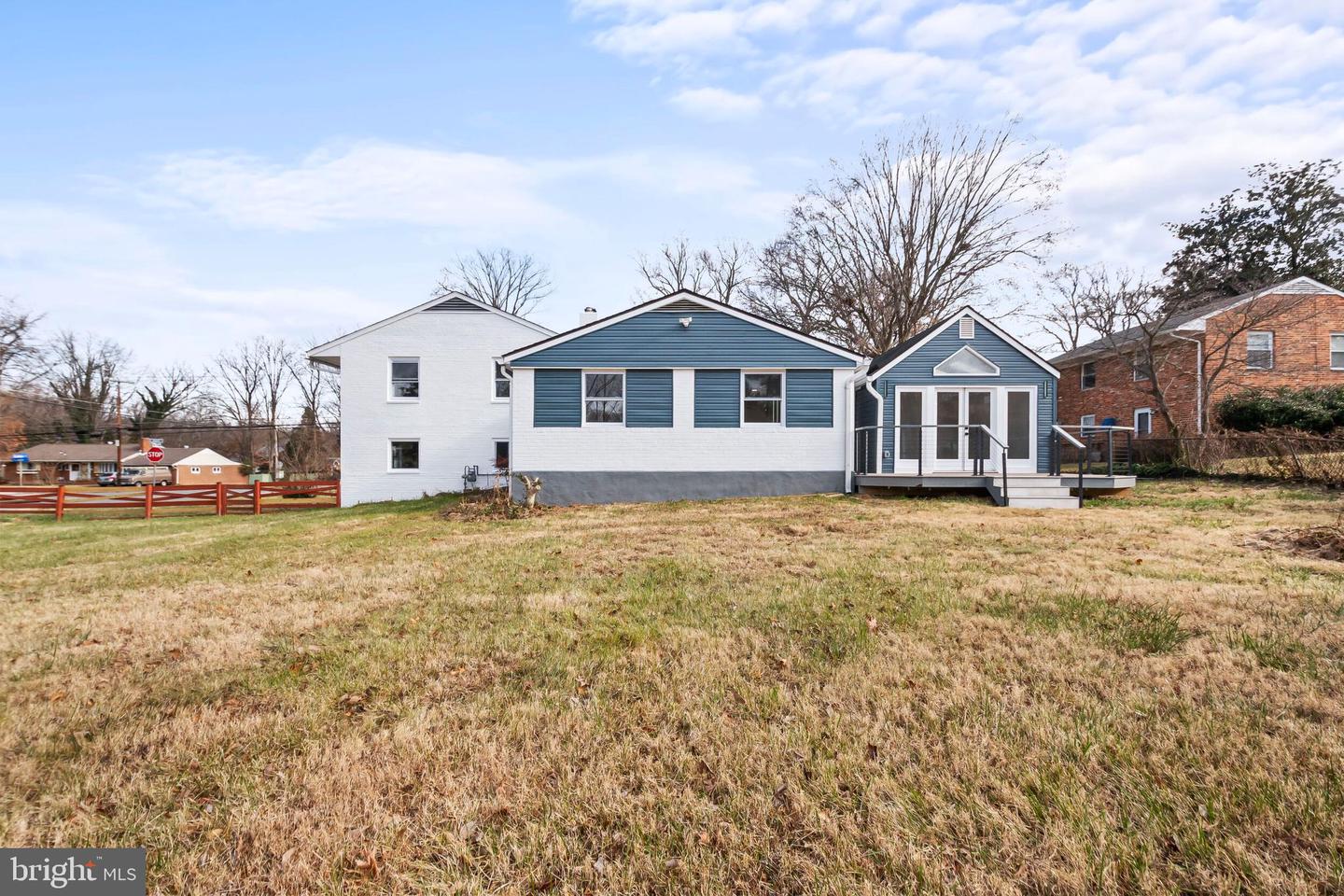 5401 FERNDALE ST, SPRINGFIELD, Virginia 22151, 4 Bedrooms Bedrooms, ,2 BathroomsBathrooms,Residential,For sale,5401 FERNDALE ST,VAFX2282776 MLS # VAFX2282776 5401 FERNDALE ST, SPRINGFIELD, Virginia 22151, 4 Bedrooms Bedrooms, ,2 BathroomsBathrooms,Residential,For sale,5401 FERNDALE ST,VAFX2282776 MLS # VAFX2282776