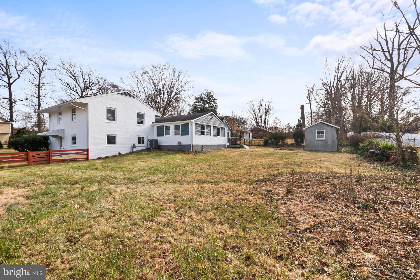 5401 FERNDALE ST, SPRINGFIELD, Virginia 22151, 4 Bedrooms Bedrooms, ,2 BathroomsBathrooms,Residential,For sale,5401 FERNDALE ST,VAFX2282776 MLS # VAFX2282776 5401 FERNDALE ST, SPRINGFIELD, Virginia 22151, 4 Bedrooms Bedrooms, ,2 BathroomsBathrooms,Residential,For sale,5401 FERNDALE ST,VAFX2282776 MLS # VAFX2282776