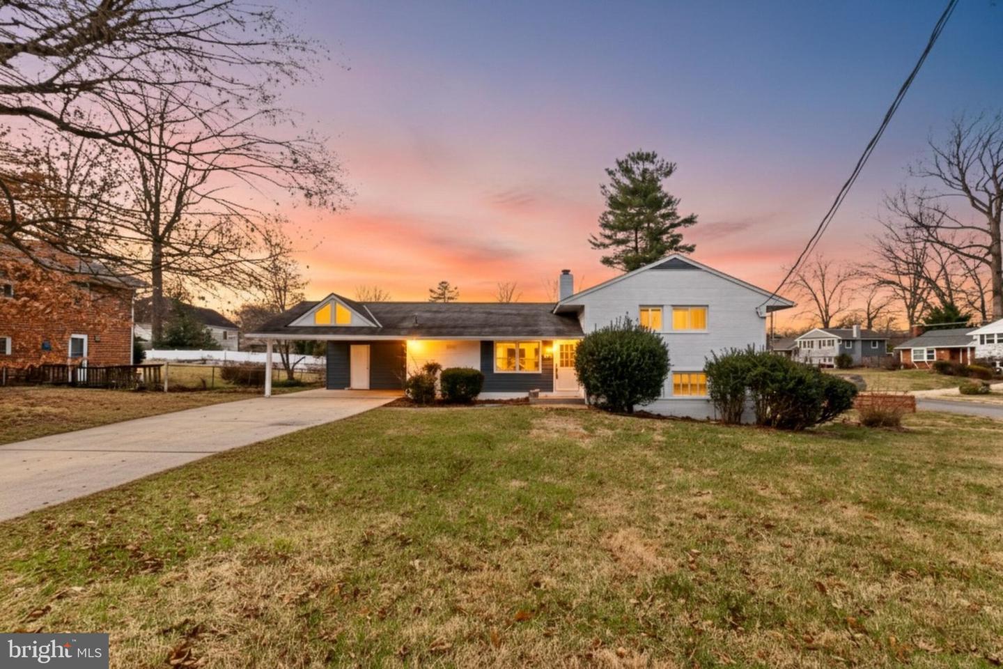 5401 FERNDALE ST, SPRINGFIELD, Virginia 22151, 4 Bedrooms Bedrooms, ,2 BathroomsBathrooms,Residential,For sale,5401 FERNDALE ST,VAFX2282776 MLS # VAFX2282776 5401 FERNDALE ST, SPRINGFIELD, Virginia 22151, 4 Bedrooms Bedrooms, ,2 BathroomsBathrooms,Residential,For sale,5401 FERNDALE ST,VAFX2282776 MLS # VAFX2282776