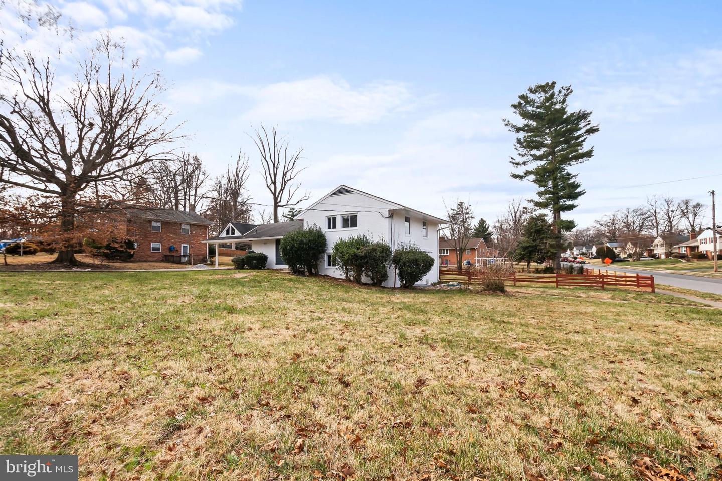 5401 FERNDALE ST, SPRINGFIELD, Virginia 22151, 4 Bedrooms Bedrooms, ,2 BathroomsBathrooms,Residential,For sale,5401 FERNDALE ST,VAFX2282776 MLS # VAFX2282776 5401 FERNDALE ST, SPRINGFIELD, Virginia 22151, 4 Bedrooms Bedrooms, ,2 BathroomsBathrooms,Residential,For sale,5401 FERNDALE ST,VAFX2282776 MLS # VAFX2282776