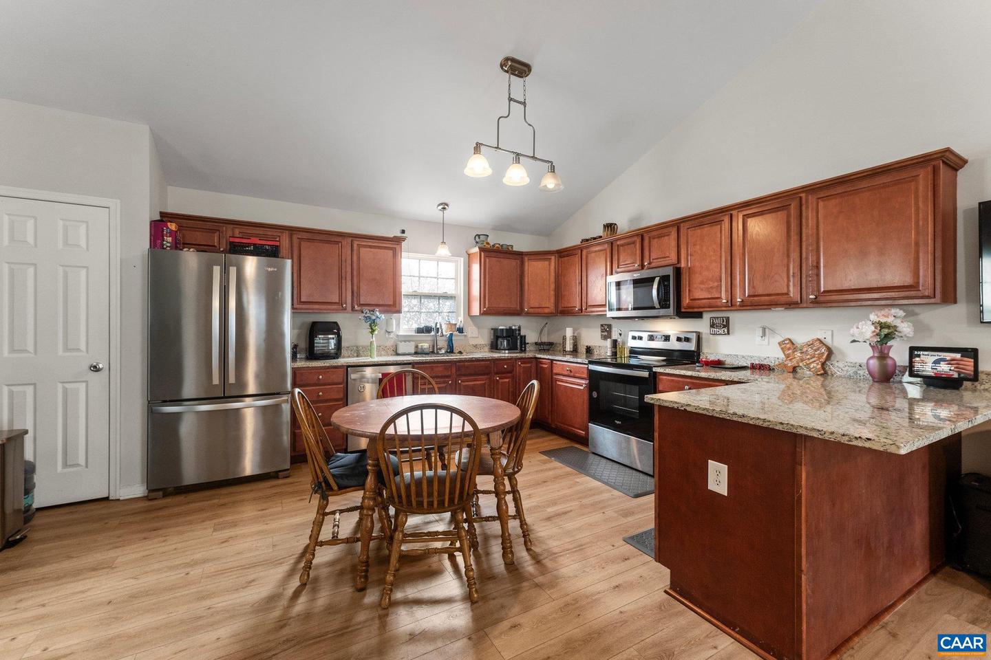 900 GEOFFERY ST, STAUNTON, Virginia 24401, 5 Bedrooms Bedrooms, ,3 BathroomsBathrooms,Residential,For sale,900 GEOFFERY ST,671906 MLS # 671906