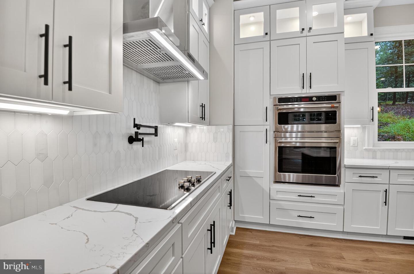 11600 BLUE RIDGE LN, GREAT FALLS, Virginia 22066, 4 Bedrooms Bedrooms, ,4 BathroomsBathrooms,Residential,For sale,11600 BLUE RIDGE LN,VAFX2282782 MLS # VAFX2282782