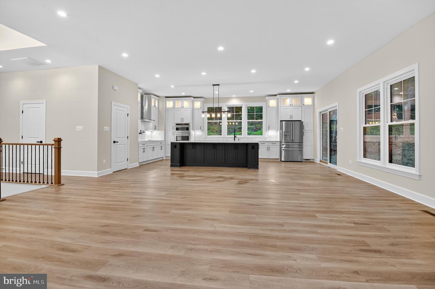 11600 BLUE RIDGE LN, GREAT FALLS, Virginia 22066, 4 Bedrooms Bedrooms, ,4 BathroomsBathrooms,Residential,For sale,11600 BLUE RIDGE LN,VAFX2282782 MLS # VAFX2282782