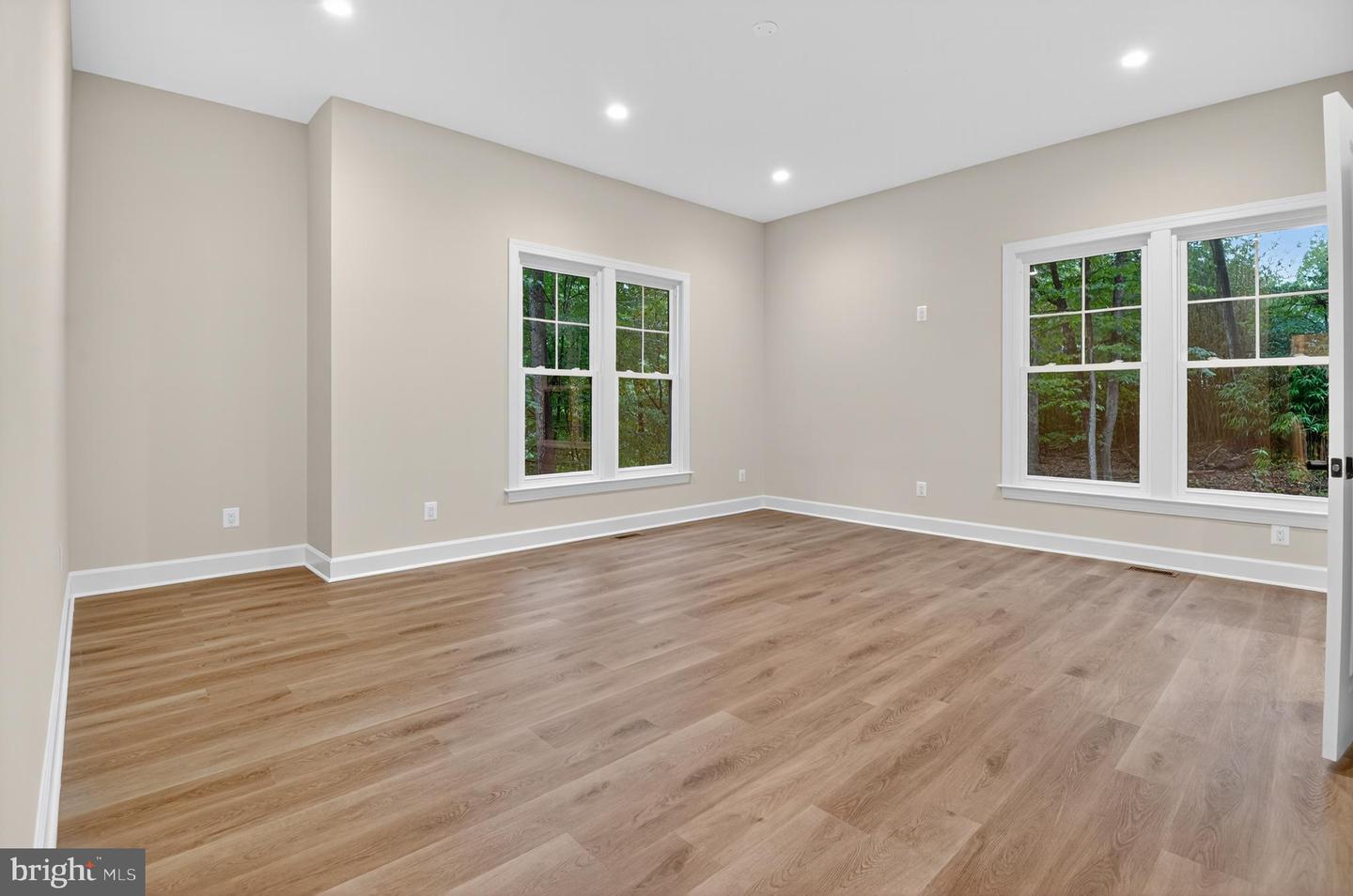 11600 BLUE RIDGE LN, GREAT FALLS, Virginia 22066, 4 Bedrooms Bedrooms, ,4 BathroomsBathrooms,Residential,For sale,11600 BLUE RIDGE LN,VAFX2282782 MLS # VAFX2282782