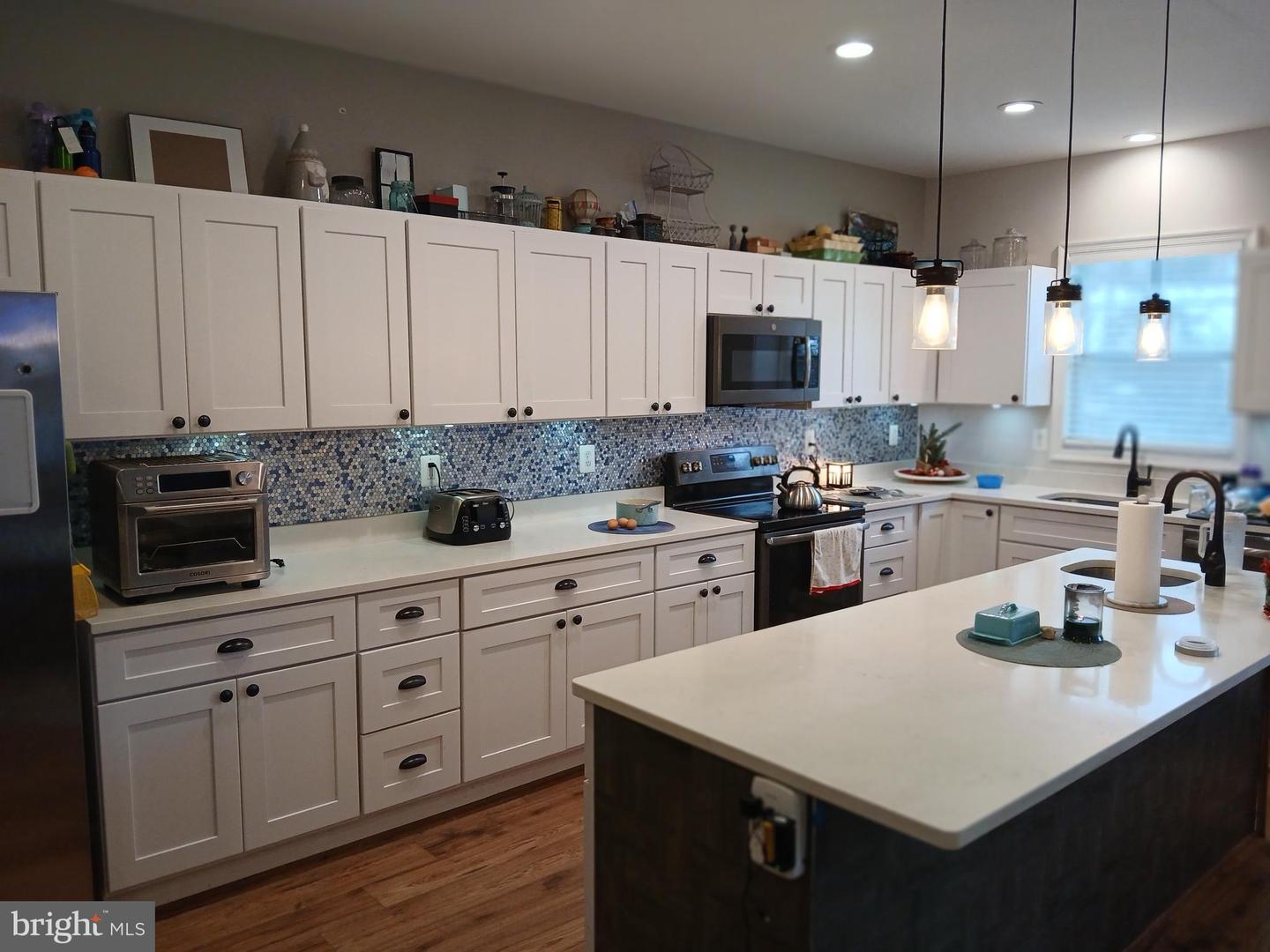 11337 RUSSELL RD, HILLSBORO, Virginia 20132, 4 Bedrooms Bedrooms, ,5 BathroomsBathrooms,Residential,For sale,11337 RUSSELL RD,VALO2112510 MLS # VALO2112510 11337 RUSSELL RD, HILLSBORO, Virginia 20132, 4 Bedrooms Bedrooms, ,5 BathroomsBathrooms,Residential,For sale,11337 RUSSELL RD,VALO2112510 MLS # VALO2112510