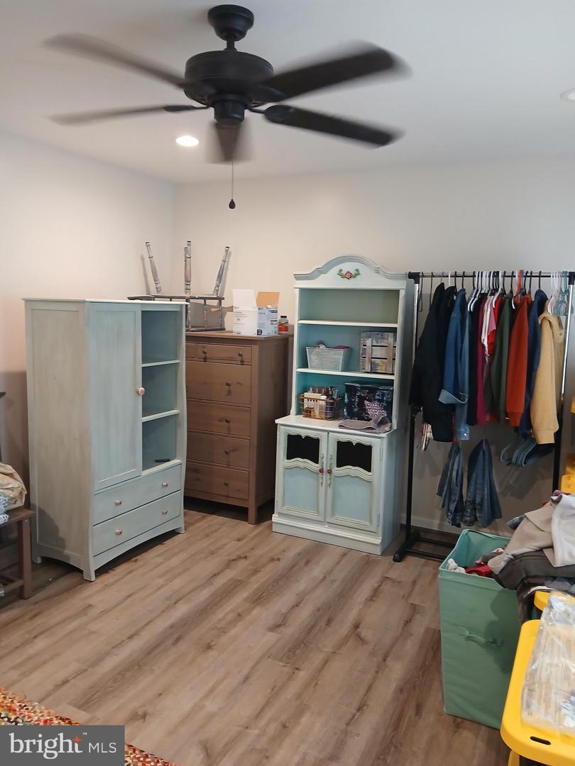 11337 RUSSELL RD, HILLSBORO, Virginia 20132, 4 Bedrooms Bedrooms, ,5 BathroomsBathrooms,Residential,For sale,11337 RUSSELL RD,VALO2112510 MLS # VALO2112510 11337 RUSSELL RD, HILLSBORO, Virginia 20132, 4 Bedrooms Bedrooms, ,5 BathroomsBathrooms,Residential,For sale,11337 RUSSELL RD,VALO2112510 MLS # VALO2112510