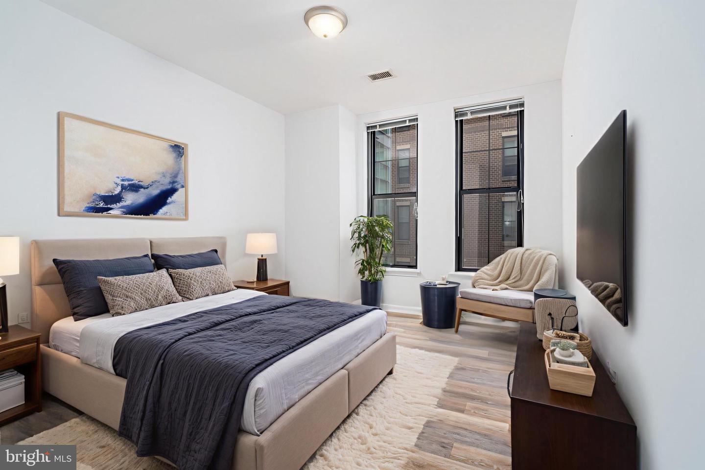 444 W BROAD ST #401, FALLS CHURCH, Virginia 22046, 2 Bedrooms Bedrooms, ,2 BathroomsBathrooms,Residential,For sale,444 W BROAD ST #401,VAFA2003498 MLS # VAFA2003498 444 W BROAD ST #401, FALLS CHURCH, Virginia 22046, 2 Bedrooms Bedrooms, ,2 BathroomsBathrooms,Residential,For sale,444 W BROAD ST #401,VAFA2003498 MLS # VAFA2003498