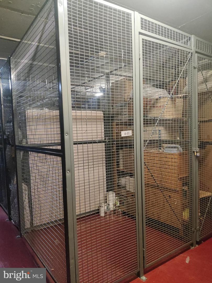 444 W BROAD ST #401, FALLS CHURCH, Virginia 22046, 2 Bedrooms Bedrooms, ,2 BathroomsBathrooms,Residential,For sale,444 W BROAD ST #401,VAFA2003498 MLS # VAFA2003498 444 W BROAD ST #401, FALLS CHURCH, Virginia 22046, 2 Bedrooms Bedrooms, ,2 BathroomsBathrooms,Residential,For sale,444 W BROAD ST #401,VAFA2003498 MLS # VAFA2003498