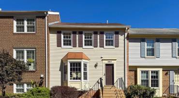 2810 ANDIRON LN, VIENNA, Virginia 22180, 3 Bedrooms Bedrooms, ,2 BathroomsBathrooms,Residential,For sale,2810 ANDIRON LN,VAFX2282812 MLS # VAFX2282812