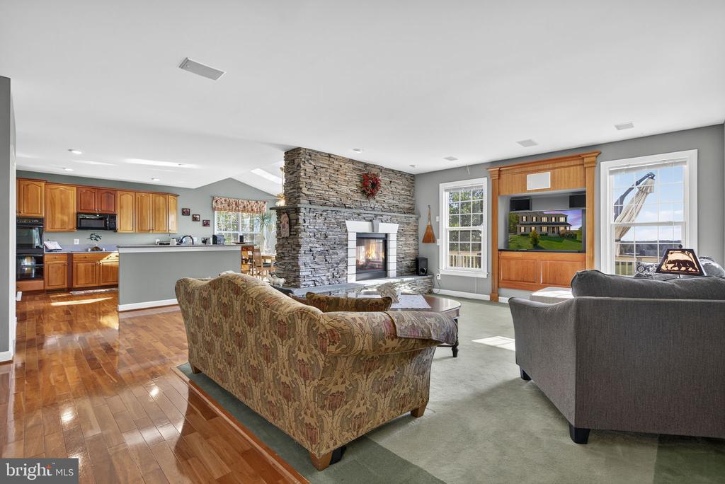 10142 ADA RD, MARSHALL, Virginia, 5 Bedrooms Bedrooms, ,4 BathroomsBathrooms,Residential,10142 ADA RD,VAFQ2019368 MLS # VAFQ2019368