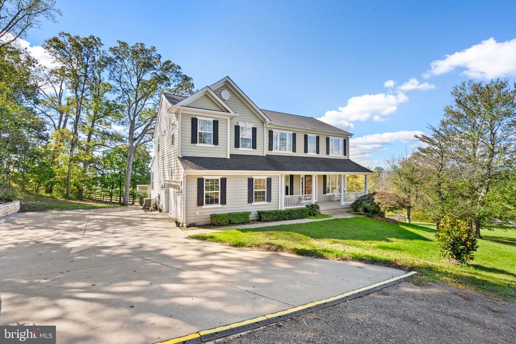 10142 ADA RD, MARSHALL, Virginia, 5 Bedrooms Bedrooms, ,4 BathroomsBathrooms,Residential,10142 ADA RD,VAFQ2019368 MLS # VAFQ2019368