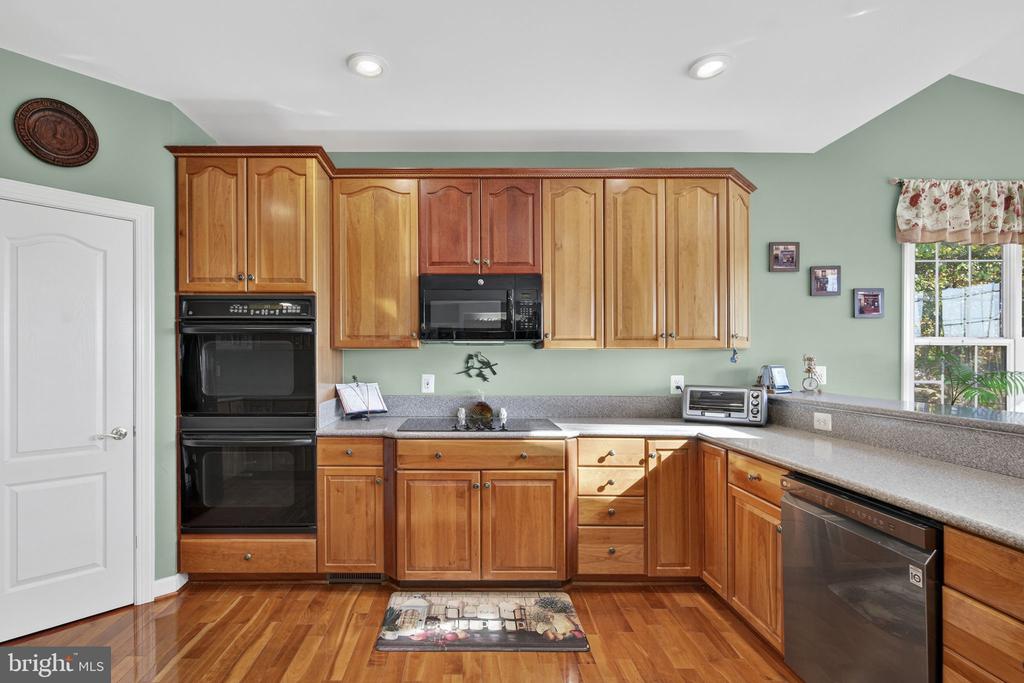 10142 ADA RD, MARSHALL, Virginia, 5 Bedrooms Bedrooms, ,4 BathroomsBathrooms,Residential,10142 ADA RD,VAFQ2019368 MLS # VAFQ2019368