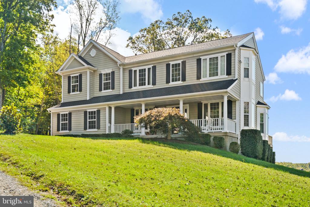 10142 ADA RD, MARSHALL, Virginia, 5 Bedrooms Bedrooms, ,4 BathroomsBathrooms,Residential,10142 ADA RD,VAFQ2019368 MLS # VAFQ2019368