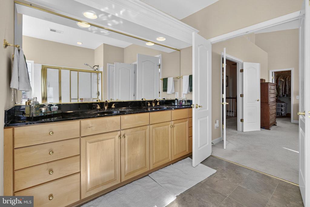 10142 ADA RD, MARSHALL, Virginia, 5 Bedrooms Bedrooms, ,4 BathroomsBathrooms,Residential,10142 ADA RD,VAFQ2019368 MLS # VAFQ2019368