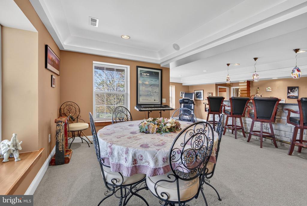 10142 ADA RD, MARSHALL, Virginia, 5 Bedrooms Bedrooms, ,4 BathroomsBathrooms,Residential,10142 ADA RD,VAFQ2019368 MLS # VAFQ2019368