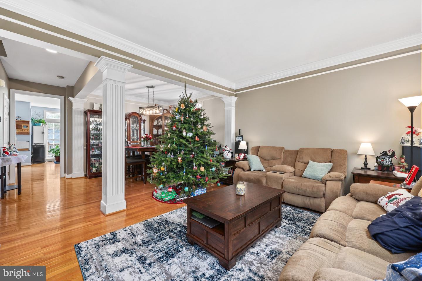 12801 HALF MOON LN, WOODBRIDGE, Virginia 22192, 4 Bedrooms Bedrooms, ,3 BathroomsBathrooms,Residential,For sale,12801 HALF MOON LN,VAPW2103894 MLS # VAPW2103894