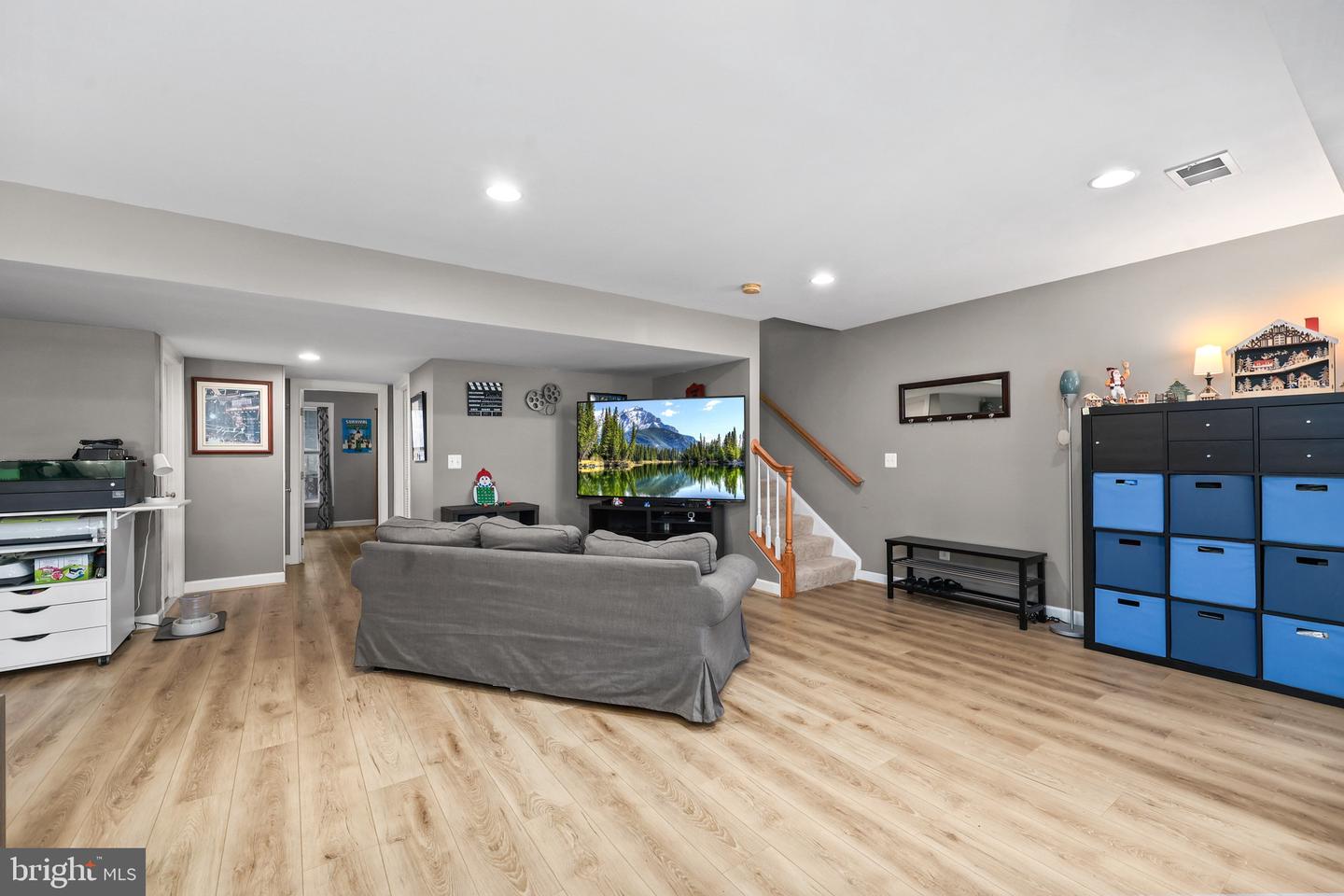 12801 HALF MOON LN, WOODBRIDGE, Virginia 22192, 4 Bedrooms Bedrooms, ,3 BathroomsBathrooms,Residential,For sale,12801 HALF MOON LN,VAPW2103894 MLS # VAPW2103894