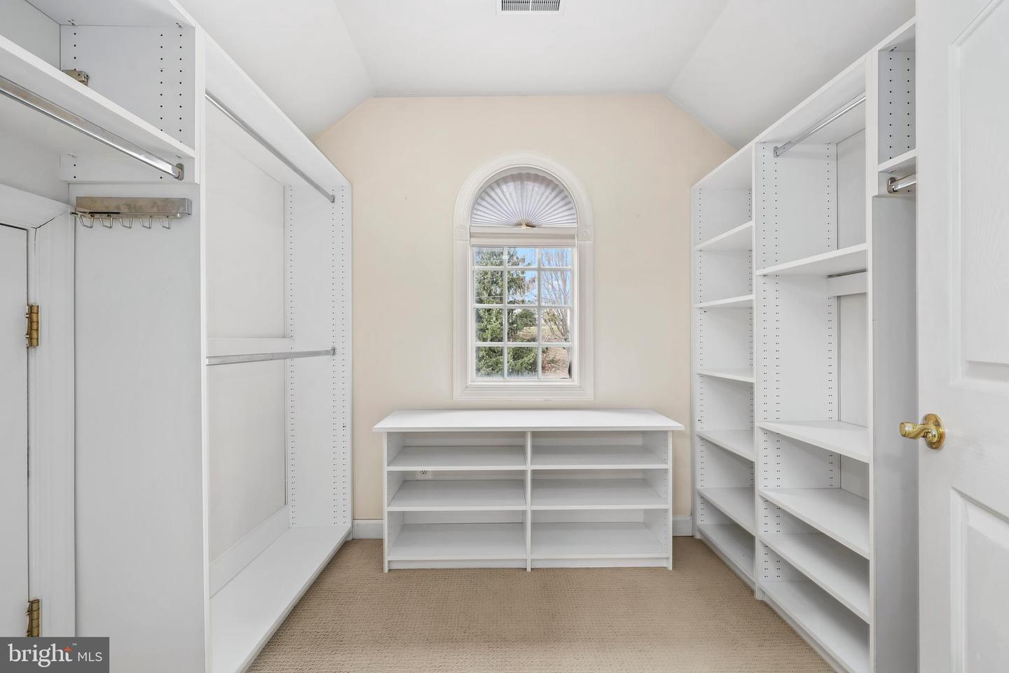 9257 PLASKETT LN, LORTON, Virginia 22079, 5 Bedrooms Bedrooms, ,3 BathroomsBathrooms,Residential,For sale,9257 PLASKETT LN,VAFX2269056 MLS # VAFX2269056 9257 PLASKETT LN, LORTON, Virginia 22079, 5 Bedrooms Bedrooms, ,3 BathroomsBathrooms,Residential,For sale,9257 PLASKETT LN,VAFX2269056 MLS # VAFX2269056