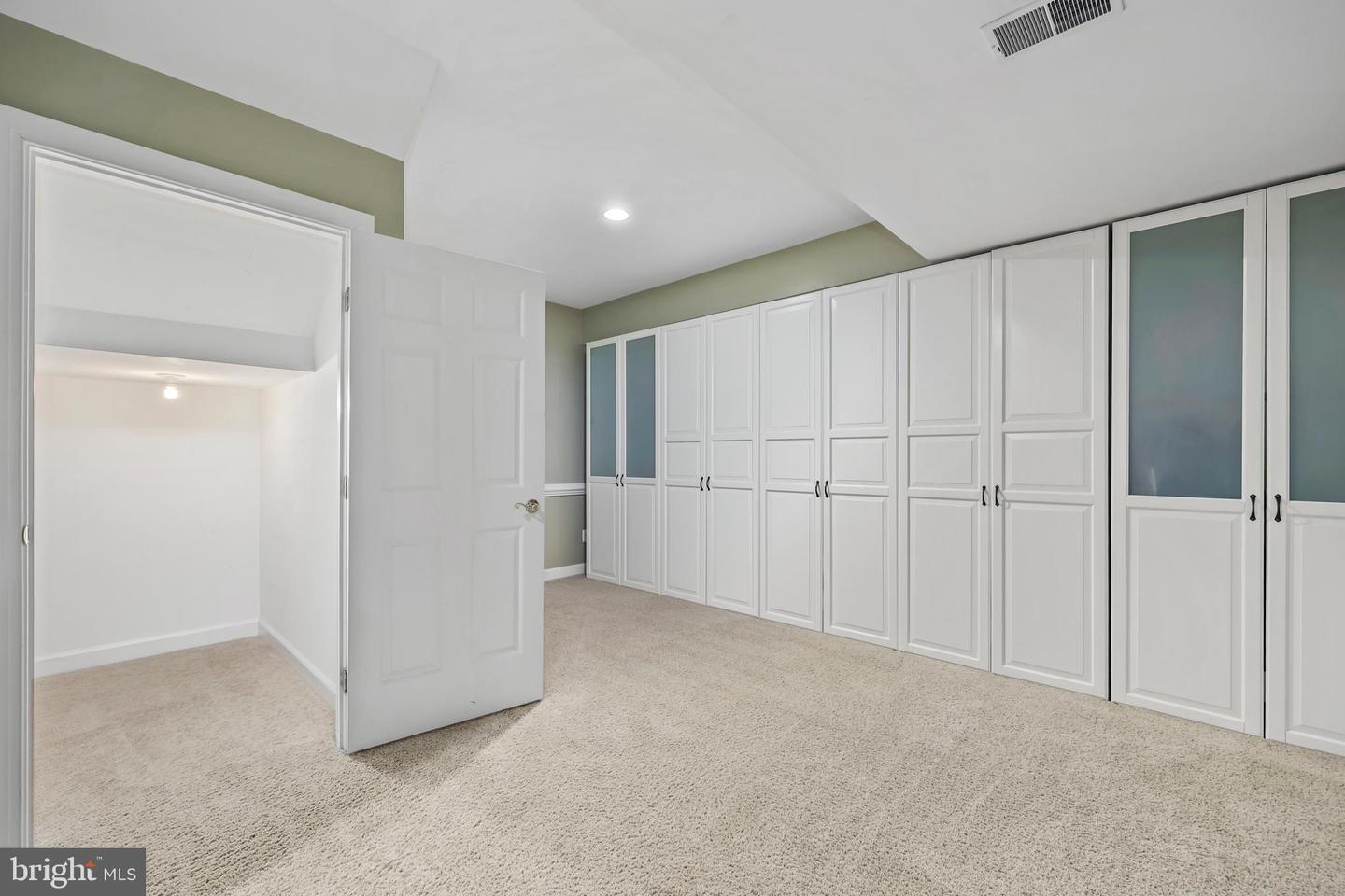 9257 PLASKETT LN, LORTON, Virginia 22079, 5 Bedrooms Bedrooms, ,3 BathroomsBathrooms,Residential,For sale,9257 PLASKETT LN,VAFX2269056 MLS # VAFX2269056 9257 PLASKETT LN, LORTON, Virginia 22079, 5 Bedrooms Bedrooms, ,3 BathroomsBathrooms,Residential,For sale,9257 PLASKETT LN,VAFX2269056 MLS # VAFX2269056