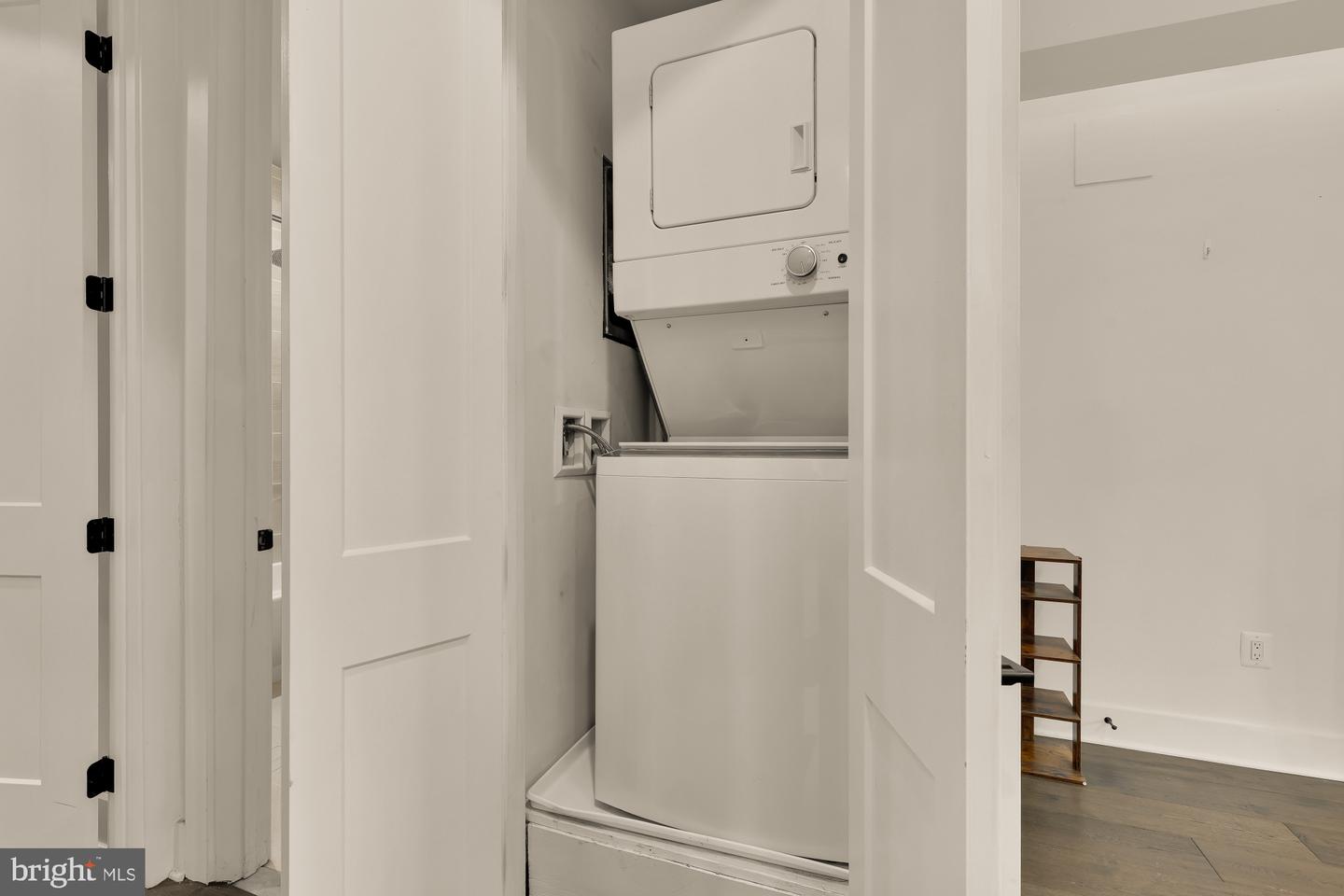 1428 MERIDIAN PL NW #1, WASHINGTON, District Of Columbia 20010, 1 Bedroom Bedrooms, ,1 BathroomBathrooms,Residential,For sale,1428 MERIDIAN PL NW #1,DCDC2225618 MLS # DCDC2225618