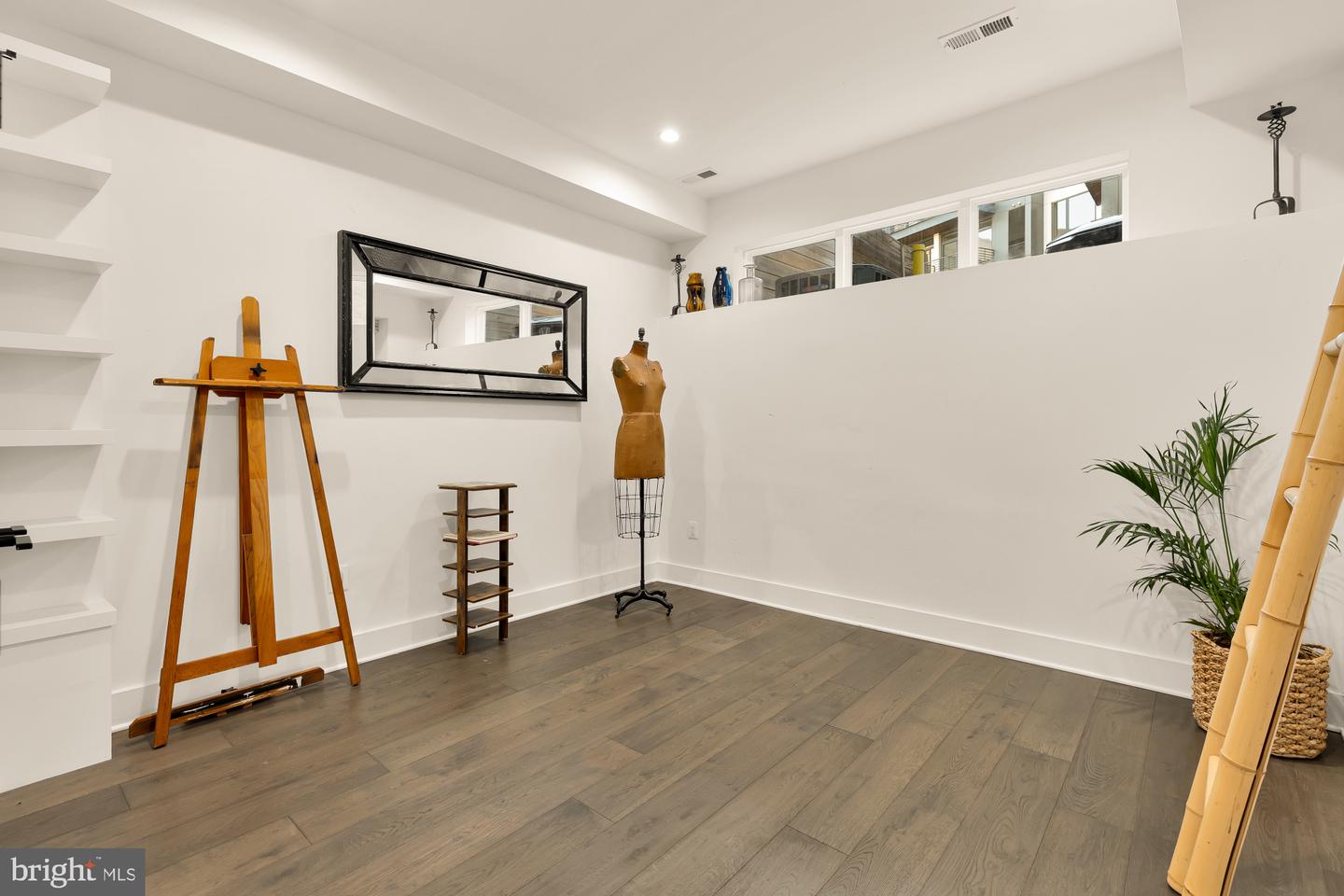 1428 MERIDIAN PL NW #1, WASHINGTON, District Of Columbia 20010, 1 Bedroom Bedrooms, ,1 BathroomBathrooms,Residential,For sale,1428 MERIDIAN PL NW #1,DCDC2225618 MLS # DCDC2225618