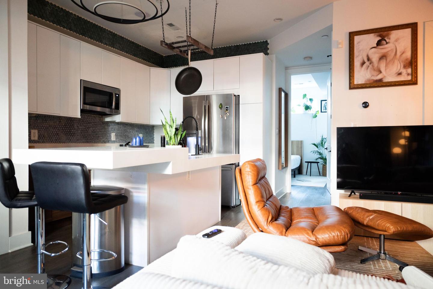 1428 MERIDIAN PL NW #1, WASHINGTON, District Of Columbia 20010, 1 Bedroom Bedrooms, ,1 BathroomBathrooms,Residential,For sale,1428 MERIDIAN PL NW #1,DCDC2225618 MLS # DCDC2225618