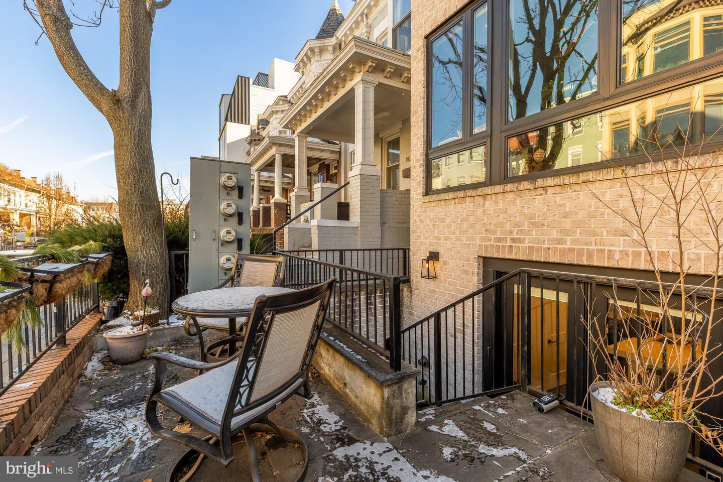 1428 MERIDIAN PL NW #1, WASHINGTON, District Of Columbia 20010, 1 Bedroom Bedrooms, ,1 BathroomBathrooms,Residential,For sale,1428 MERIDIAN PL NW #1,DCDC2225618 MLS # DCDC2225618