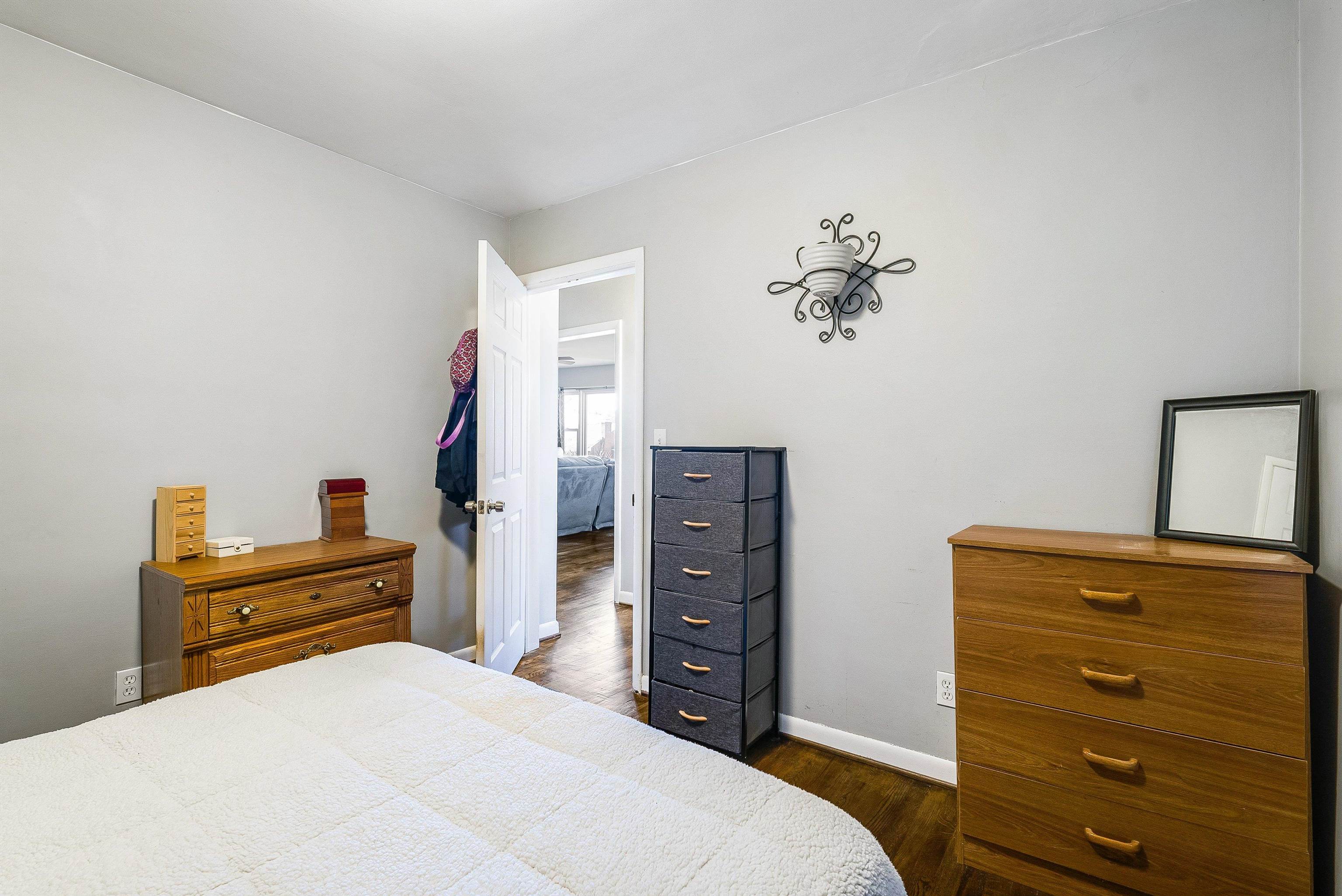 812 FLORENCE AVE, WAYNESBORO, Virginia 22980, 3 Bedrooms Bedrooms, ,1 BathroomBathrooms,Residential,812 FLORENCE AVE,671914 MLS # 671914 812 FLORENCE AVE, WAYNESBORO, Virginia 22980, 3 Bedrooms Bedrooms, ,1 BathroomBathrooms,Residential,812 FLORENCE AVE,671914 MLS # 671914