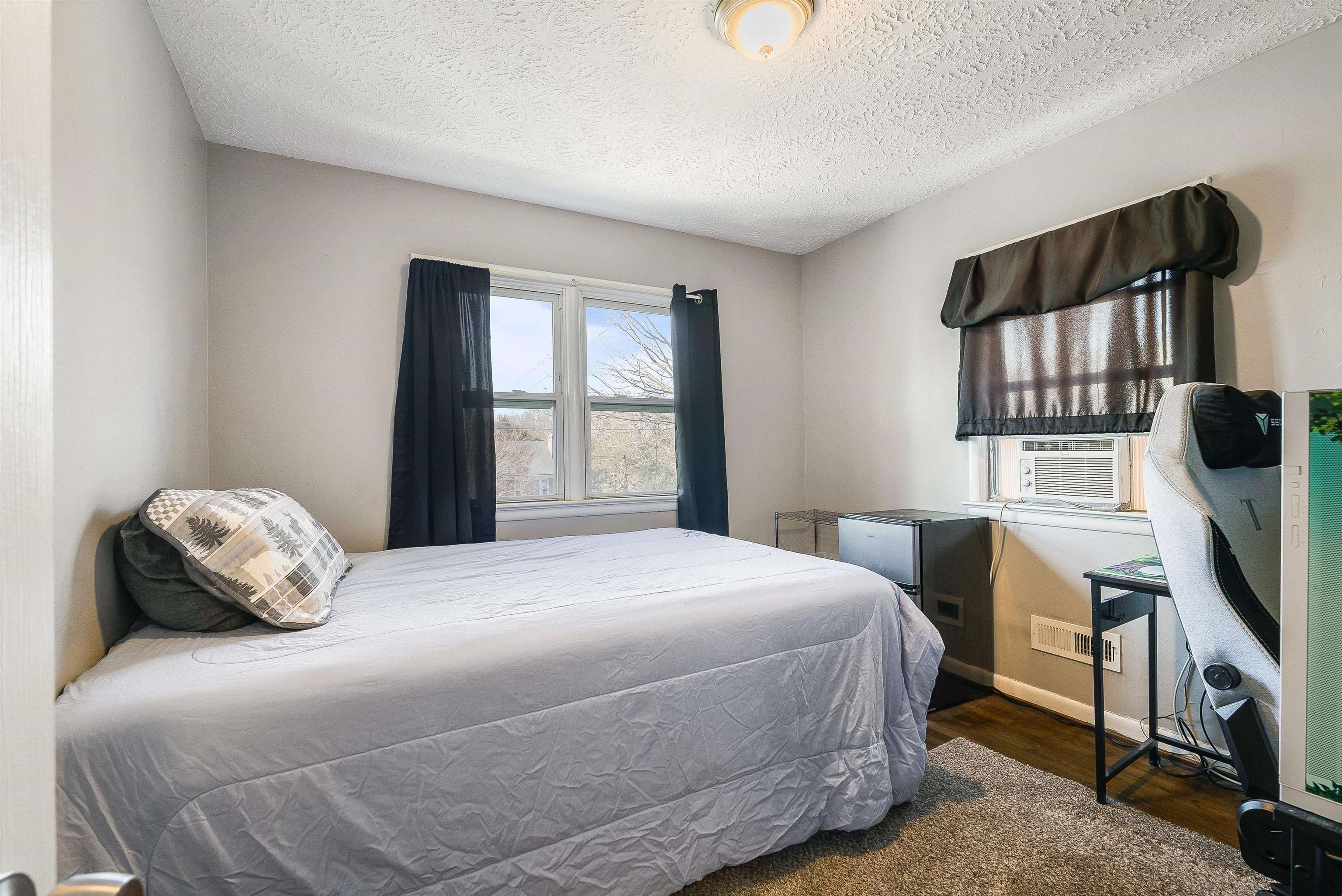 812 FLORENCE AVE, WAYNESBORO, Virginia 22980, 3 Bedrooms Bedrooms, ,1 BathroomBathrooms,Residential,812 FLORENCE AVE,671914 MLS # 671914 812 FLORENCE AVE, WAYNESBORO, Virginia 22980, 3 Bedrooms Bedrooms, ,1 BathroomBathrooms,Residential,812 FLORENCE AVE,671914 MLS # 671914