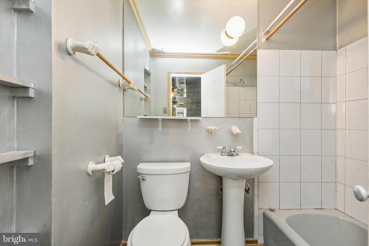 4501 APPLE TREE DR, ALEXANDRIA, Virginia 22310, 4 Bedrooms Bedrooms, ,2 BathroomsBathrooms,Residential,For sale,4501 APPLE TREE DR,VAFX2275762 MLS # VAFX2275762