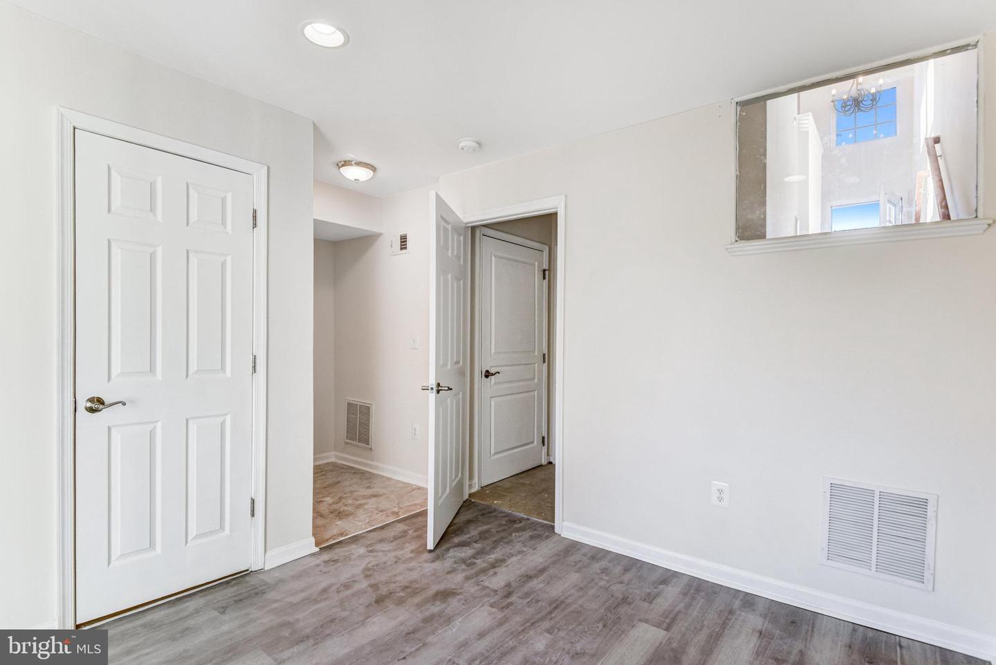 8393 SCOTLAND LOOP, MANASSAS, Virginia 20109, 3 Bedrooms Bedrooms, ,3 BathroomsBathrooms,Residential,For sale,8393 SCOTLAND LOOP,VAPW2108148 MLS # VAPW2108148