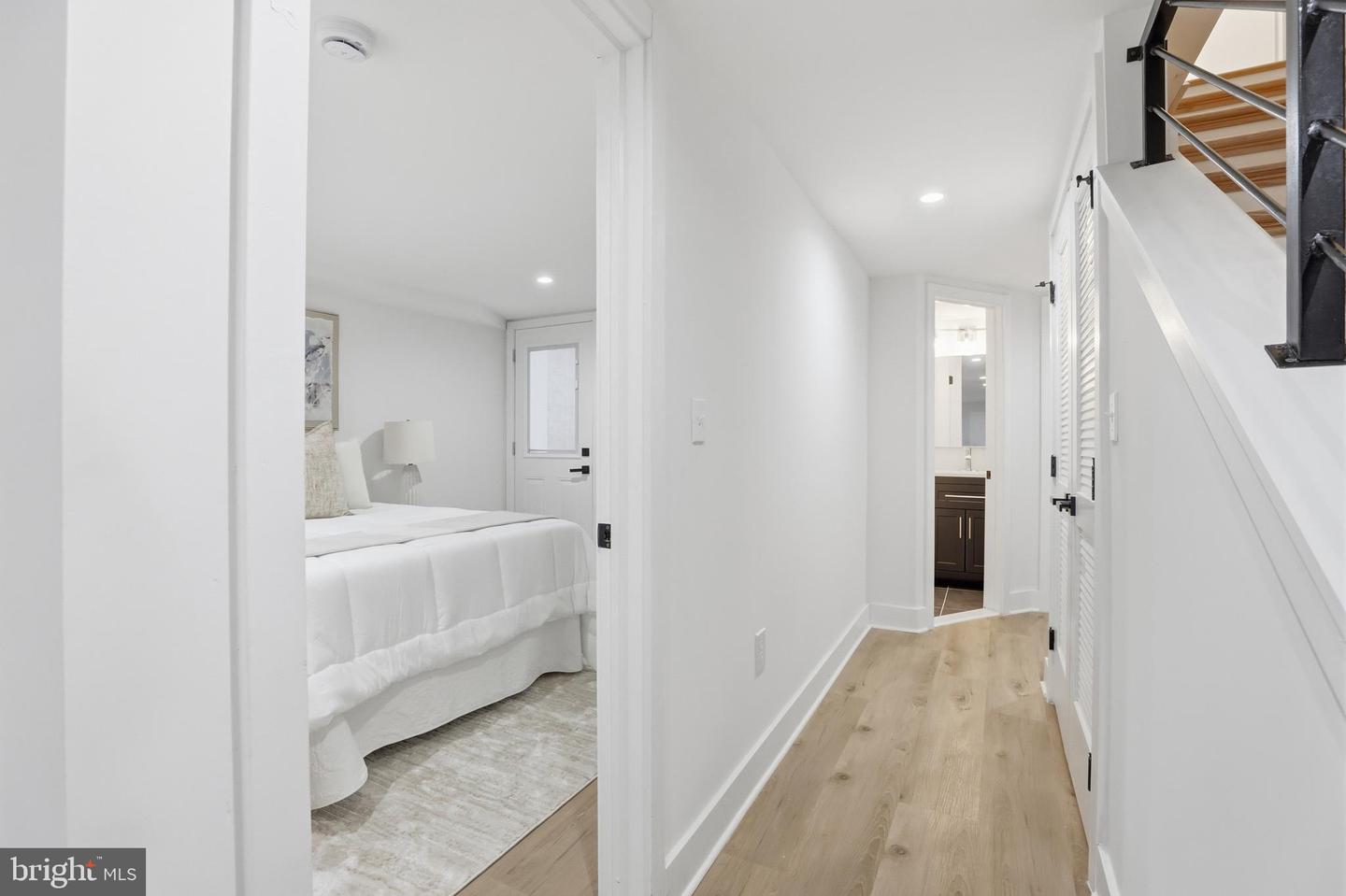 2815 NORTH CAPITOL ST NE, WASHINGTON, District Of Columbia 20002, 5 Bedrooms Bedrooms, ,3 BathroomsBathrooms,Residential,For sale,2815 NORTH CAPITOL ST NE,DCDC2233034 MLS # DCDC2233034