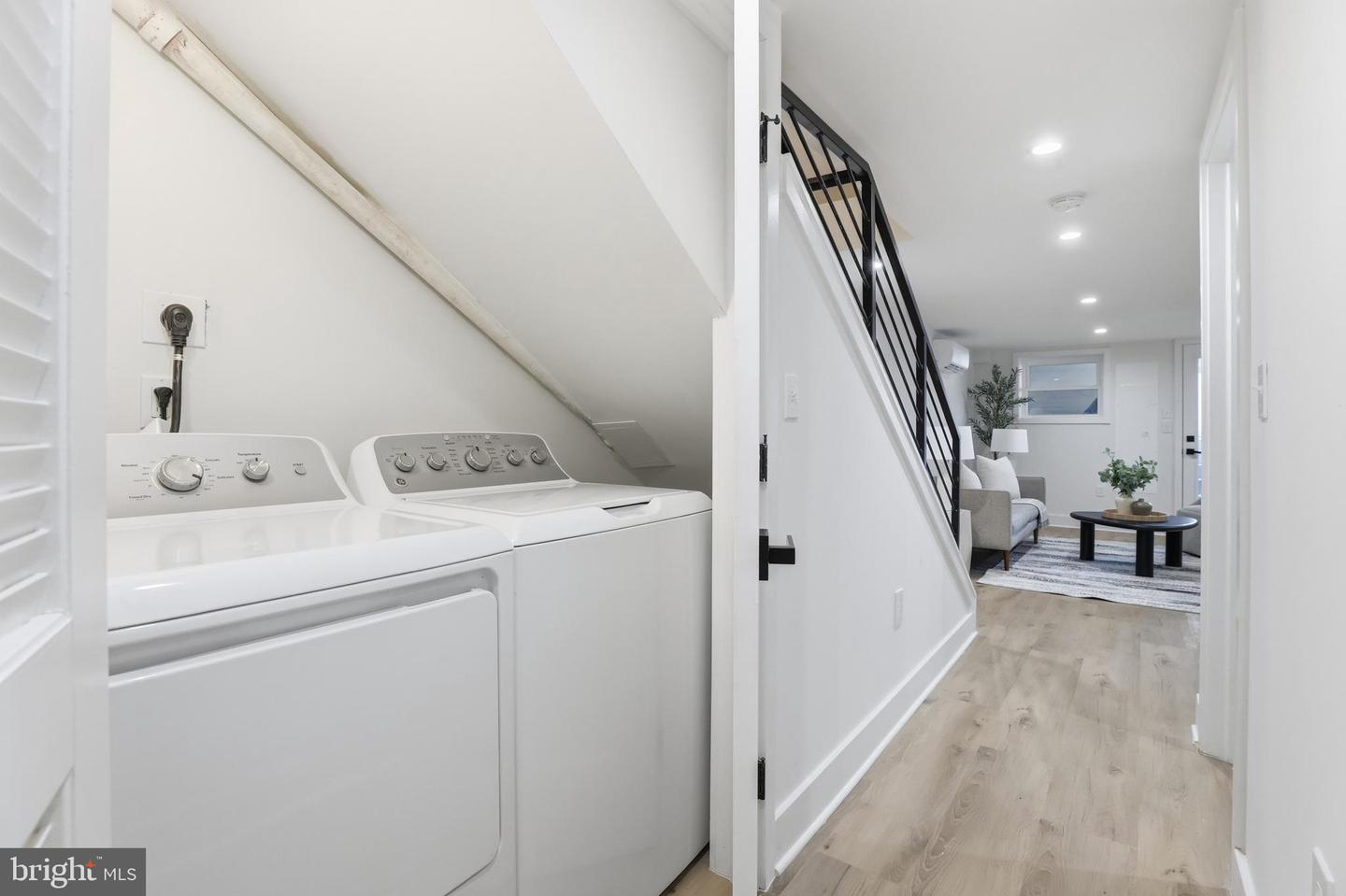 2815 NORTH CAPITOL ST NE, WASHINGTON, District Of Columbia 20002, 5 Bedrooms Bedrooms, ,3 BathroomsBathrooms,Residential,For sale,2815 NORTH CAPITOL ST NE,DCDC2233034 MLS # DCDC2233034