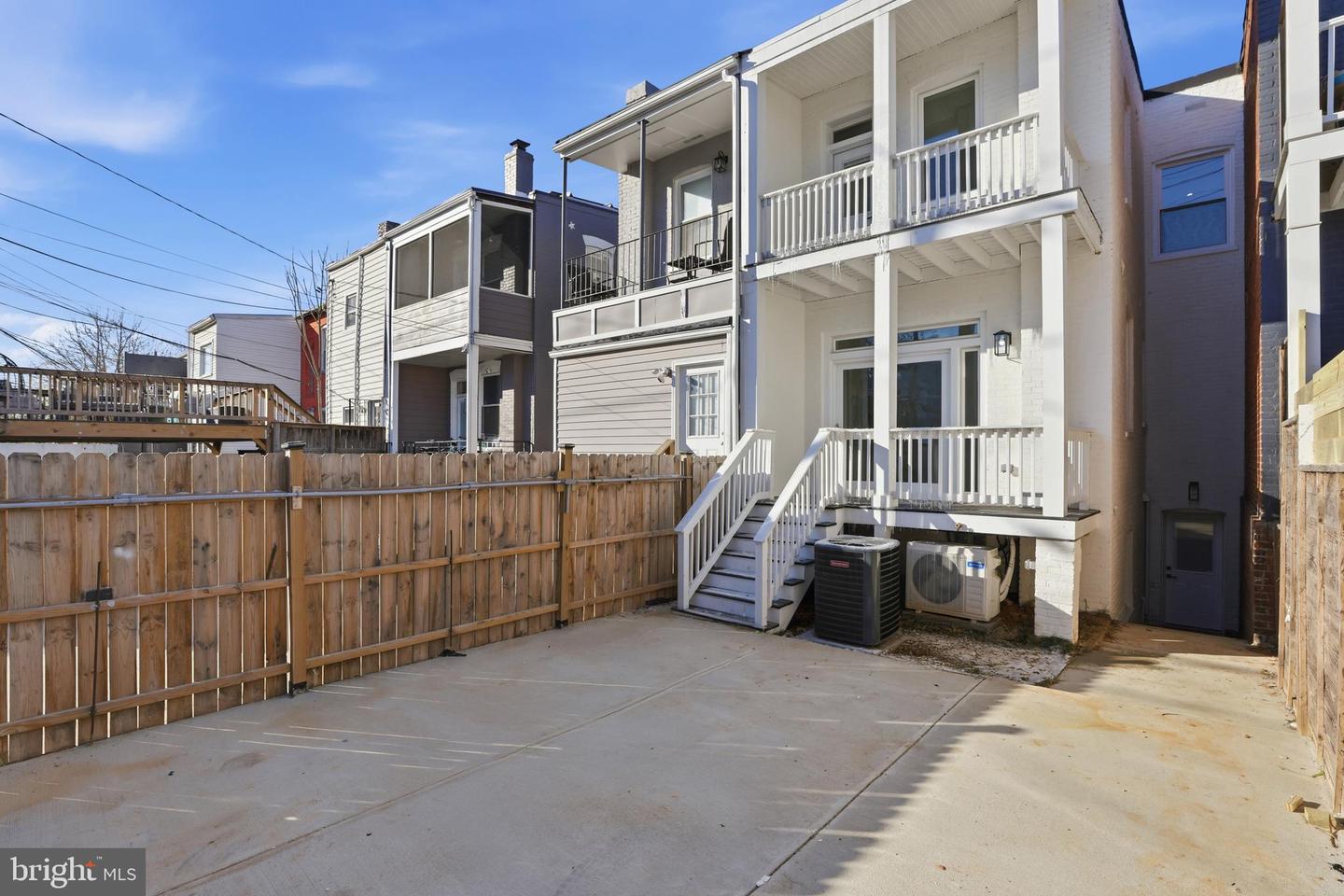 2815 NORTH CAPITOL ST NE, WASHINGTON, District Of Columbia 20002, 5 Bedrooms Bedrooms, ,3 BathroomsBathrooms,Residential,For sale,2815 NORTH CAPITOL ST NE,DCDC2233034 MLS # DCDC2233034