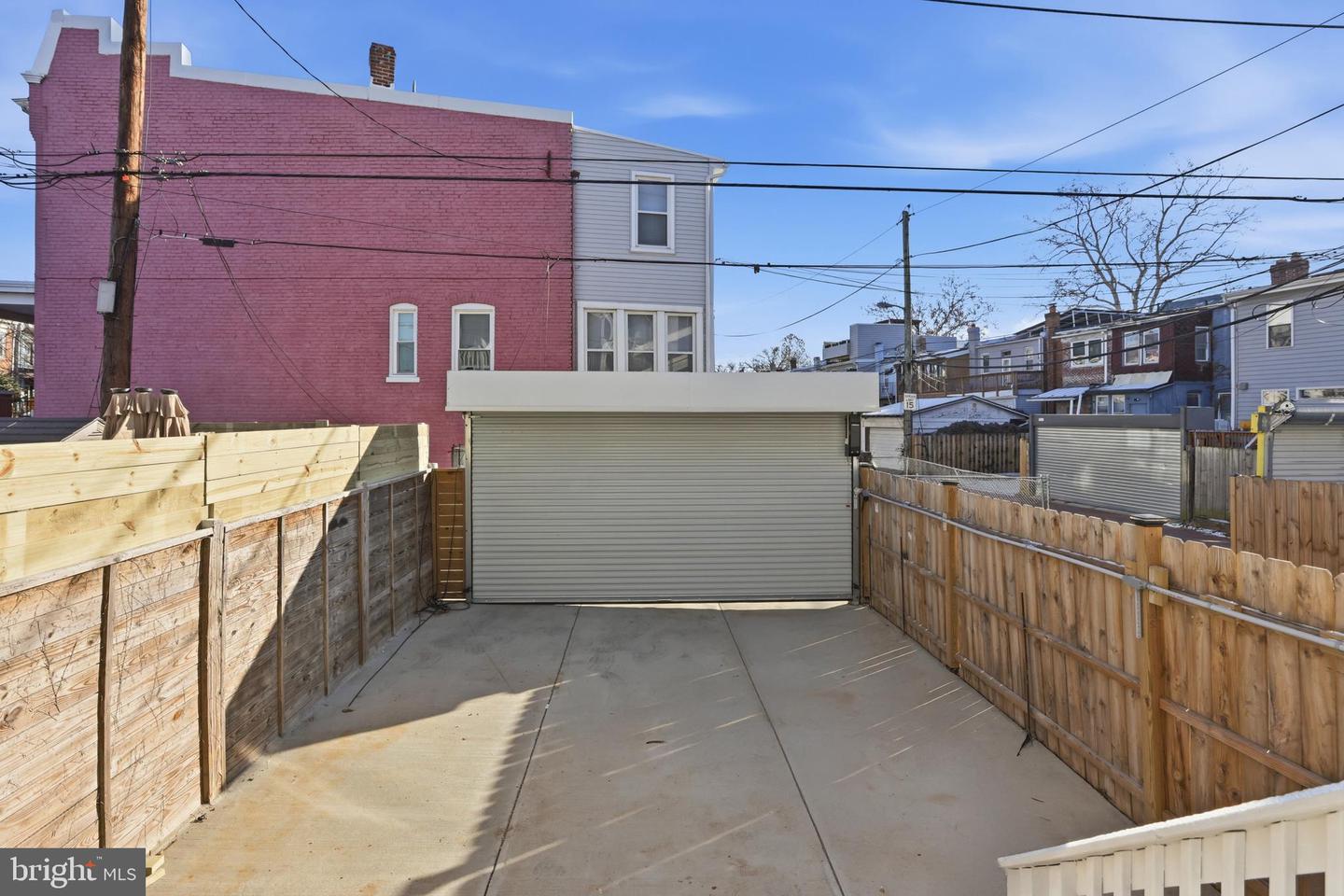 2815 NORTH CAPITOL ST NE, WASHINGTON, District Of Columbia 20002, 5 Bedrooms Bedrooms, ,3 BathroomsBathrooms,Residential,For sale,2815 NORTH CAPITOL ST NE,DCDC2233034 MLS # DCDC2233034