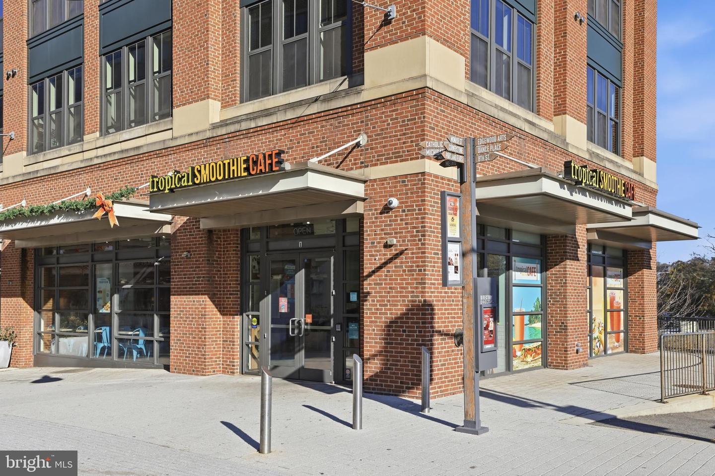 2815 NORTH CAPITOL ST NE, WASHINGTON, District Of Columbia 20002, 5 Bedrooms Bedrooms, ,3 BathroomsBathrooms,Residential,For sale,2815 NORTH CAPITOL ST NE,DCDC2233034 MLS # DCDC2233034