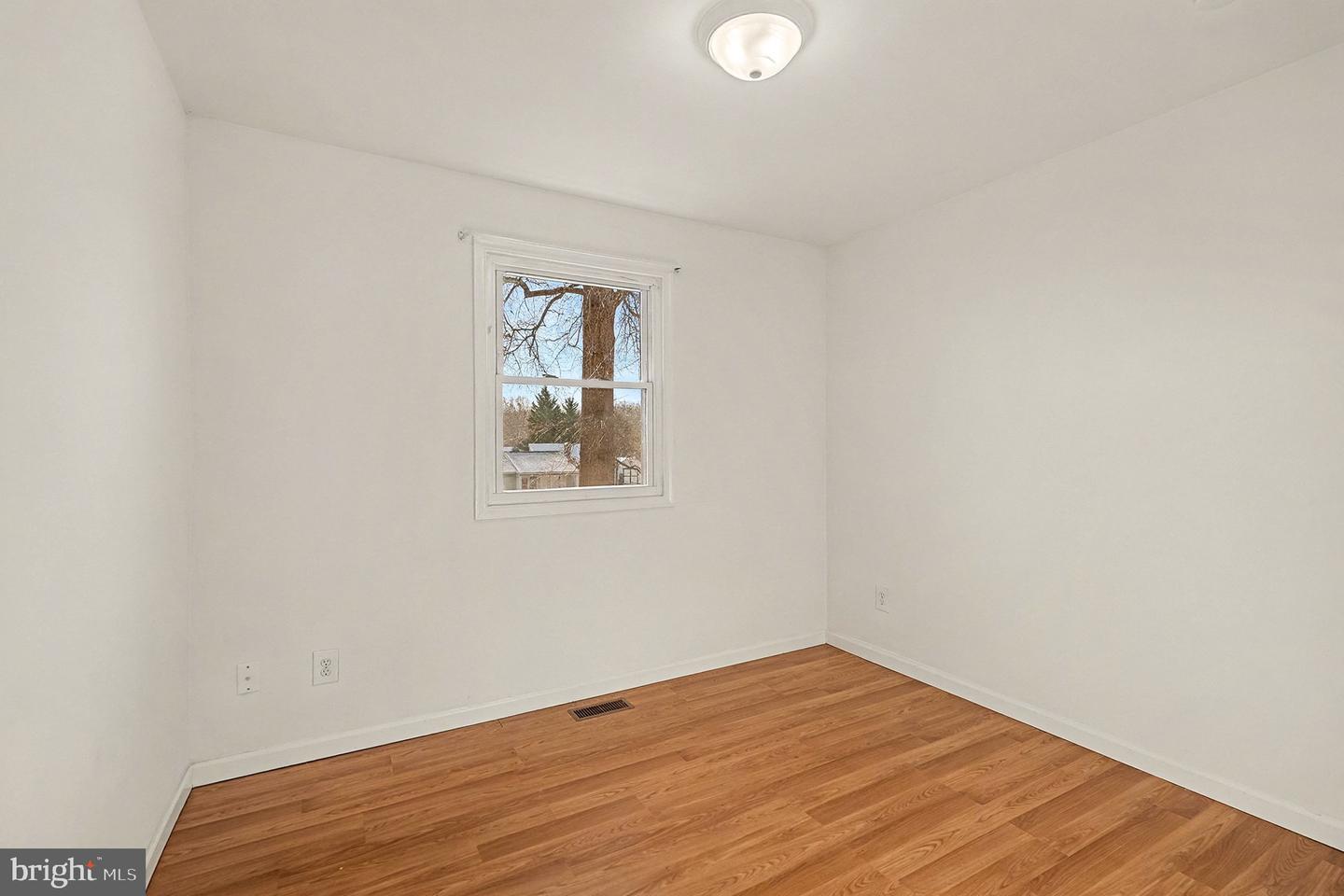 311 HARDEE ST, SPOTSYLVANIA, Virginia 22551, 4 Bedrooms Bedrooms, 11 Rooms Rooms,3 BathroomsBathrooms,Residential,For sale,311 HARDEE ST,VASP2037840 MLS # VASP2037840