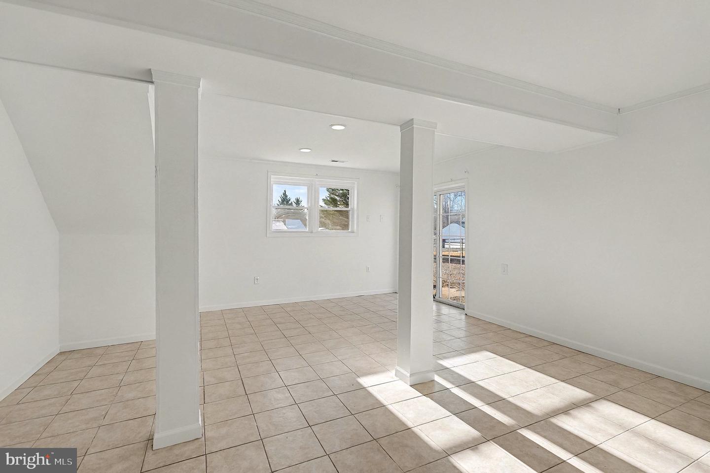 311 HARDEE ST, SPOTSYLVANIA, Virginia 22551, 4 Bedrooms Bedrooms, 11 Rooms Rooms,3 BathroomsBathrooms,Residential,For sale,311 HARDEE ST,VASP2037840 MLS # VASP2037840