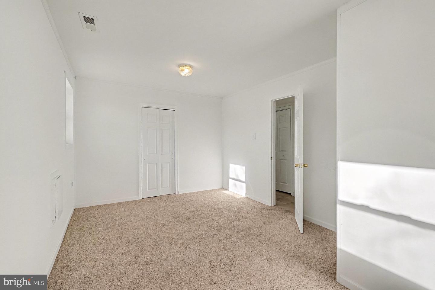 311 HARDEE ST, SPOTSYLVANIA, Virginia 22551, 4 Bedrooms Bedrooms, 11 Rooms Rooms,3 BathroomsBathrooms,Residential,For sale,311 HARDEE ST,VASP2037840 MLS # VASP2037840