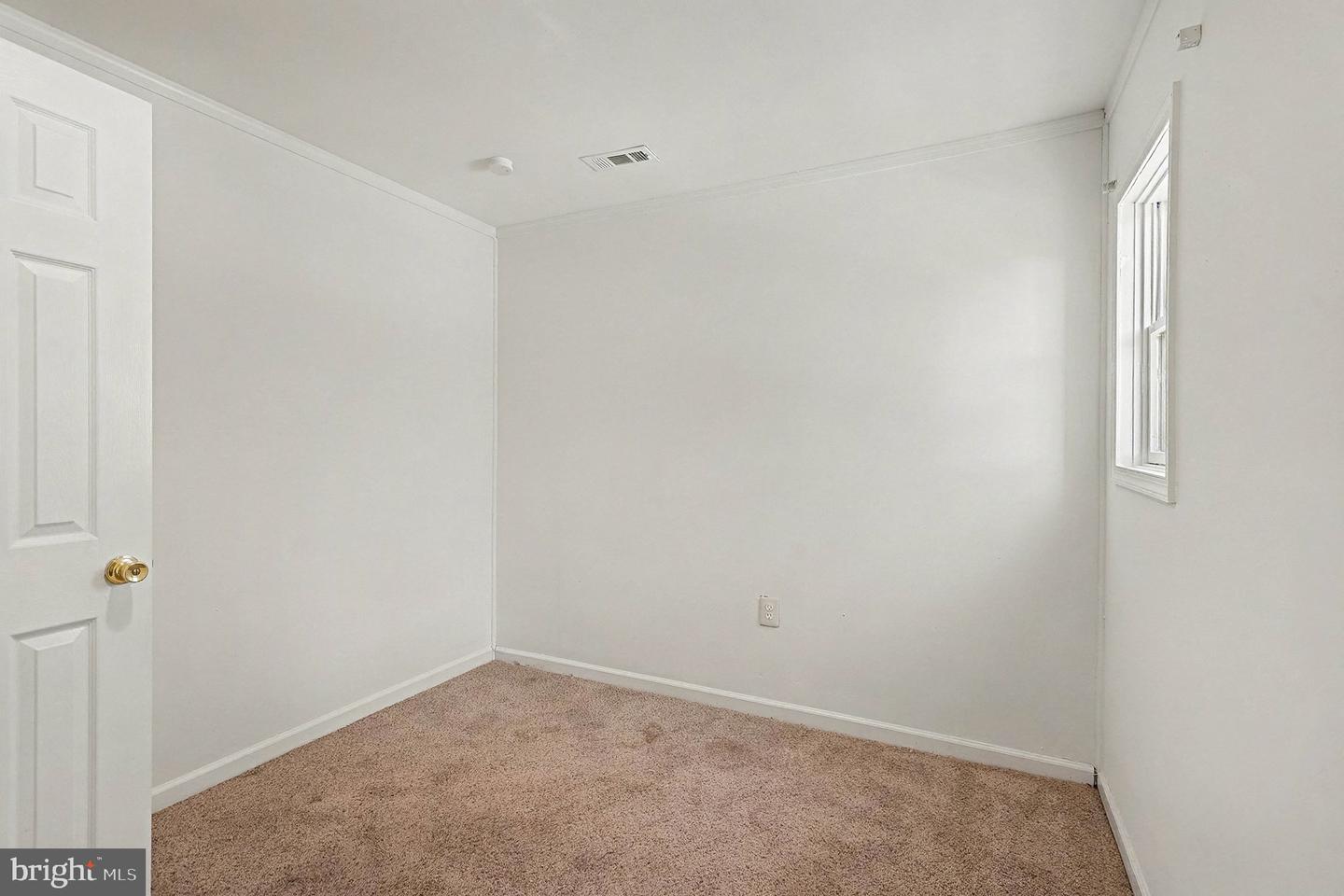 311 HARDEE ST, SPOTSYLVANIA, Virginia 22551, 4 Bedrooms Bedrooms, 11 Rooms Rooms,3 BathroomsBathrooms,Residential,For sale,311 HARDEE ST,VASP2037840 MLS # VASP2037840